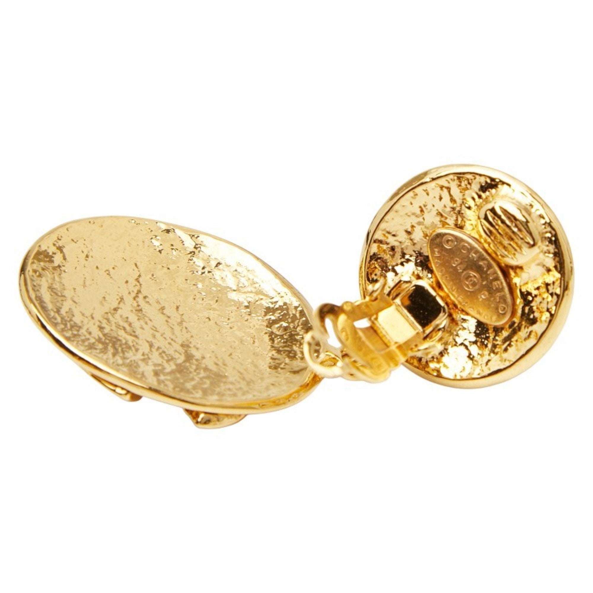 CC Logo Clip-On Earrings Metal Gold-Tone Metal