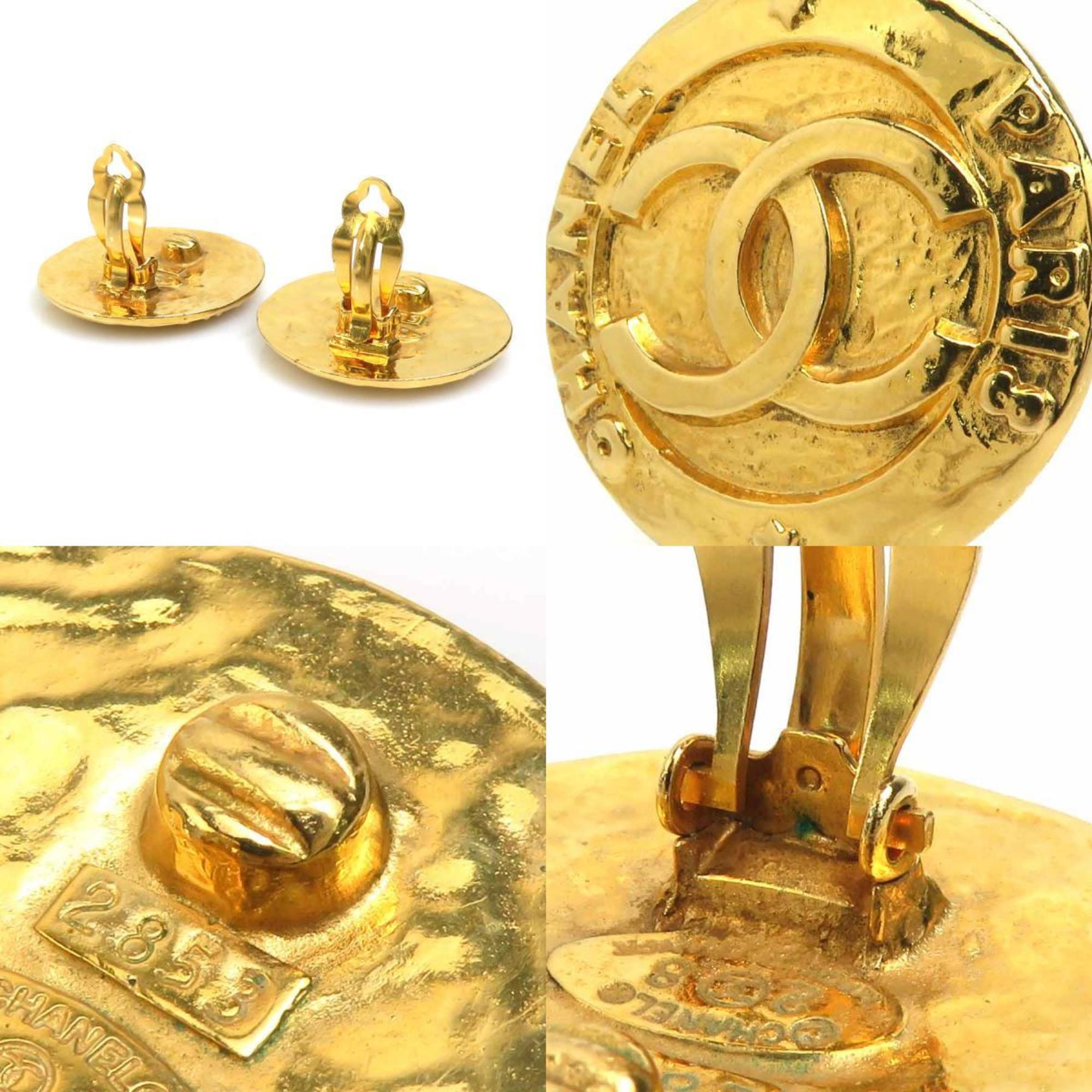 CC Logo Clip-On Earrings Gold-Tone Metal Gold-Tone Metal