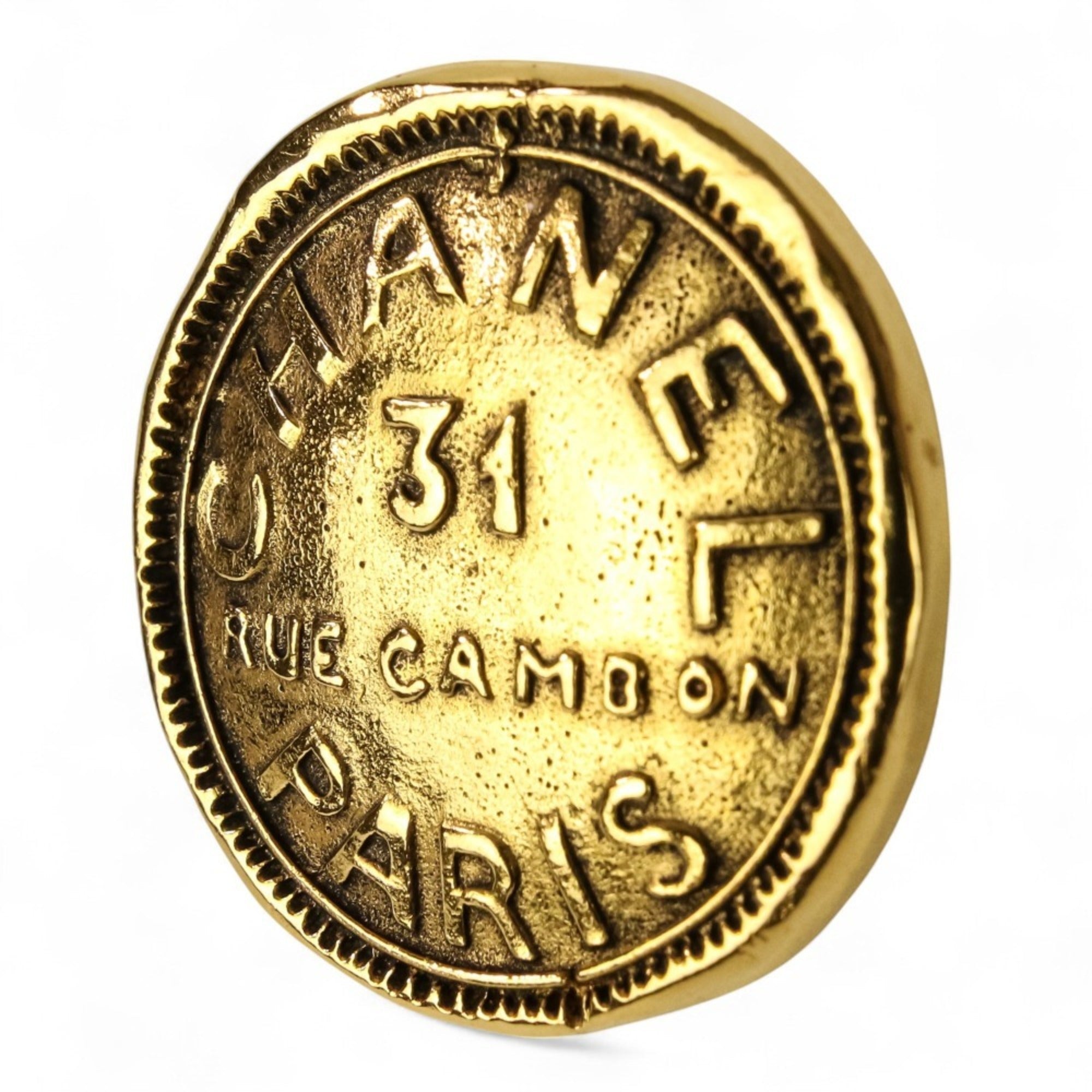 Vintage Brooch Metal Round