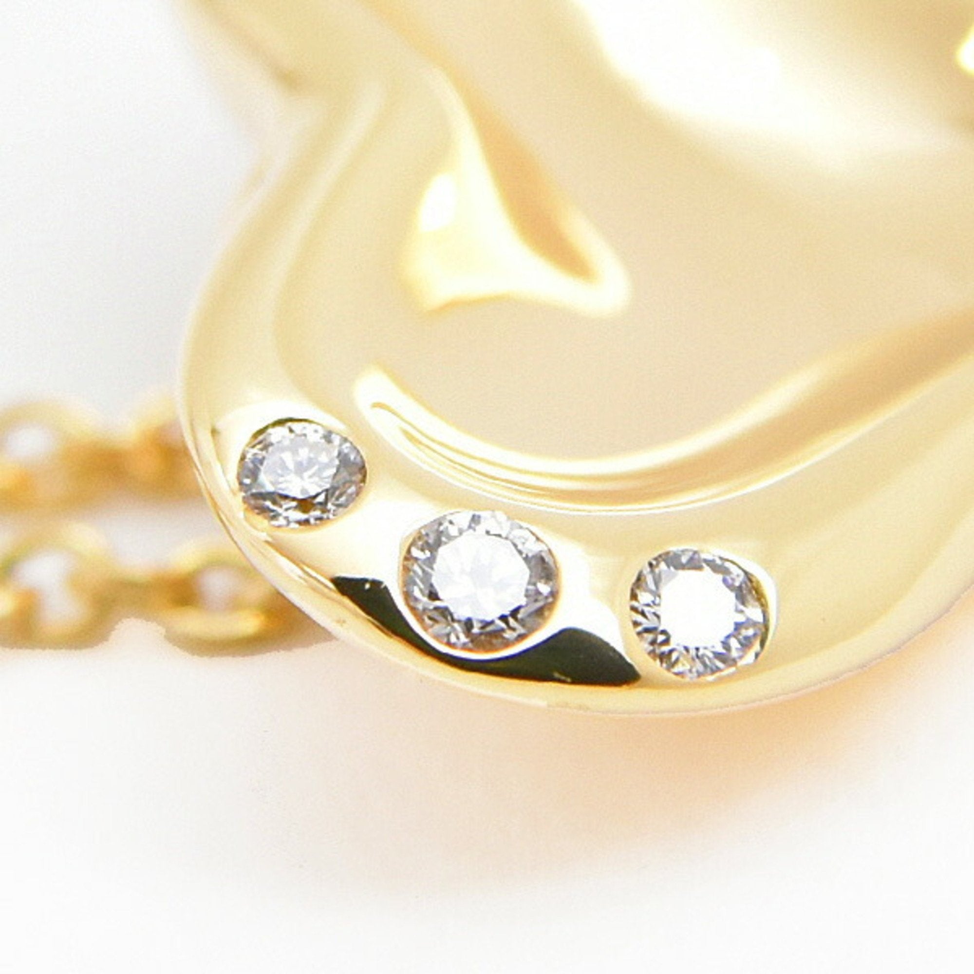 Full Heart Pendant Necklace 18K Yellow Gold with Diamond