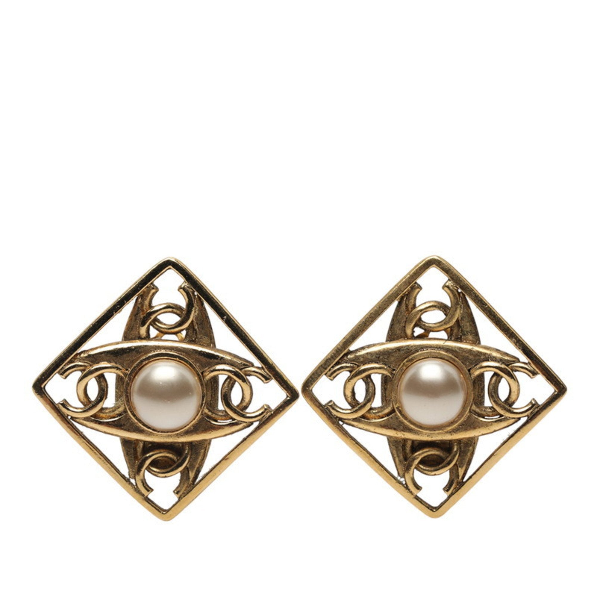 CC Logo Clip-On Earrings Metal Gold-Tone Metal