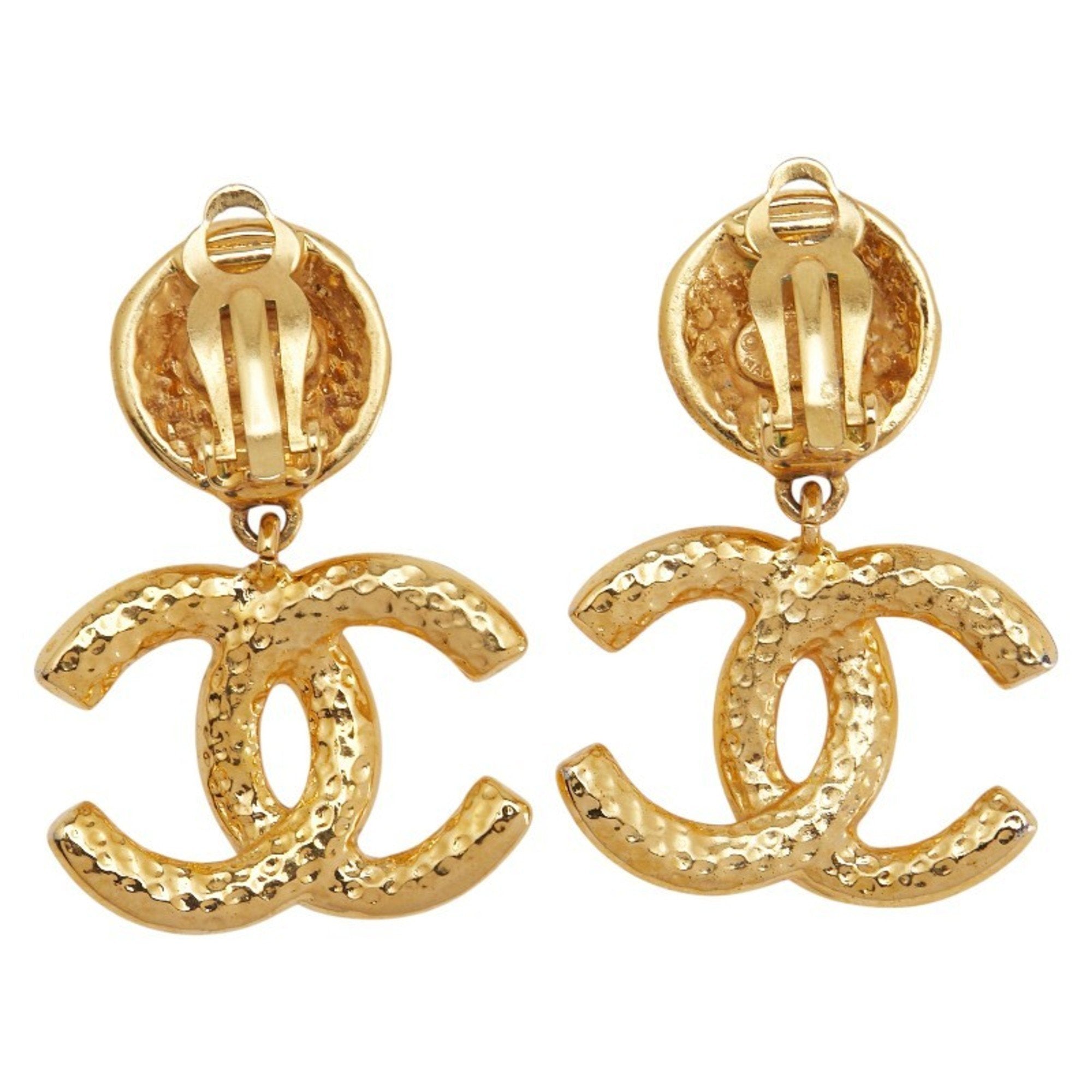 CC Logo Clip-On Earrings Metal Gold-Tone Metal