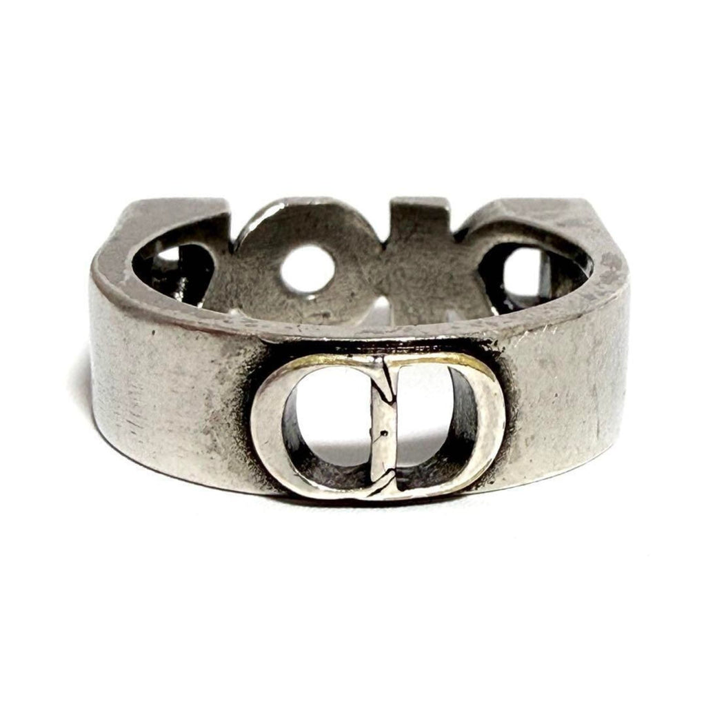 Ring Metal