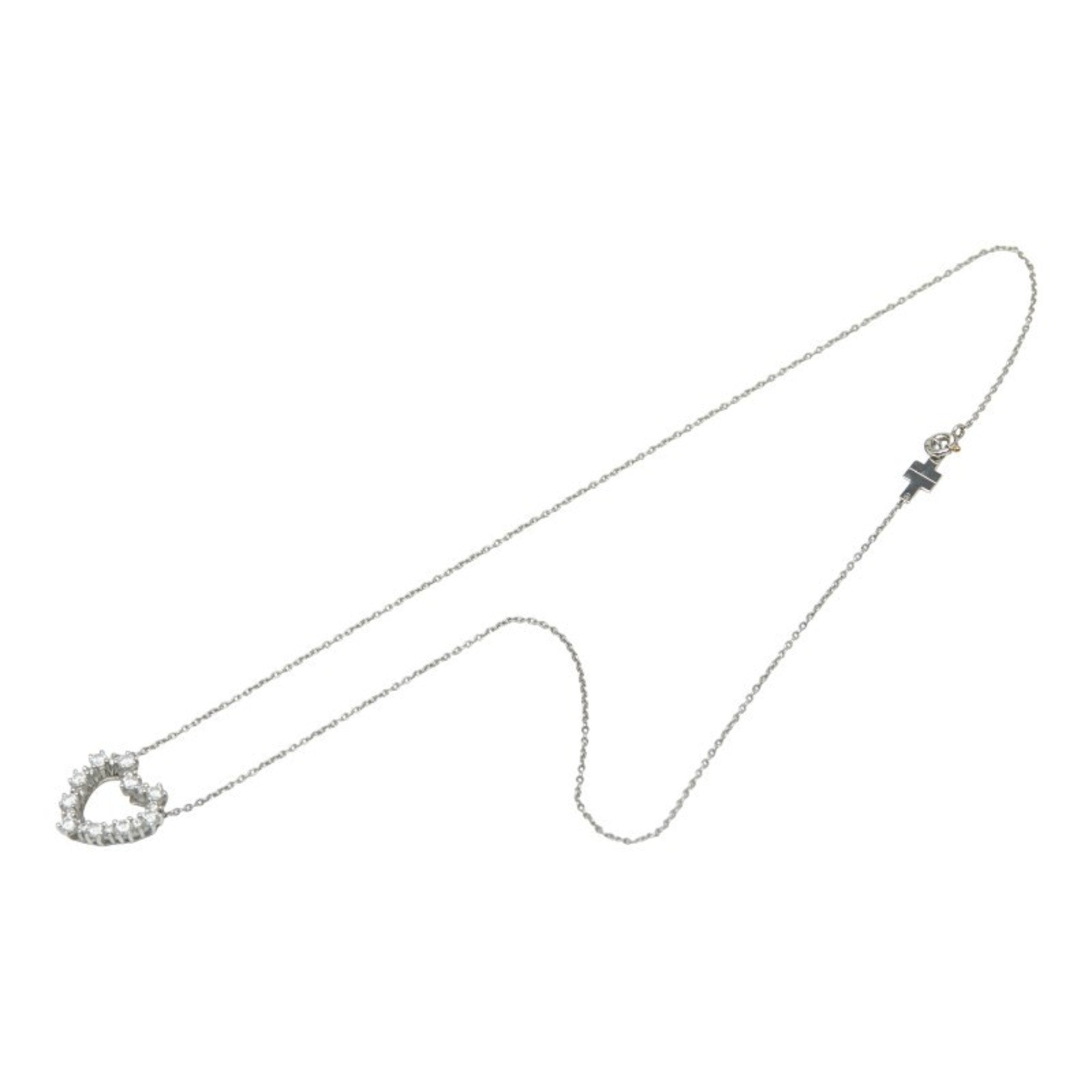 Sentimental Heart Pendant Necklace Platinum