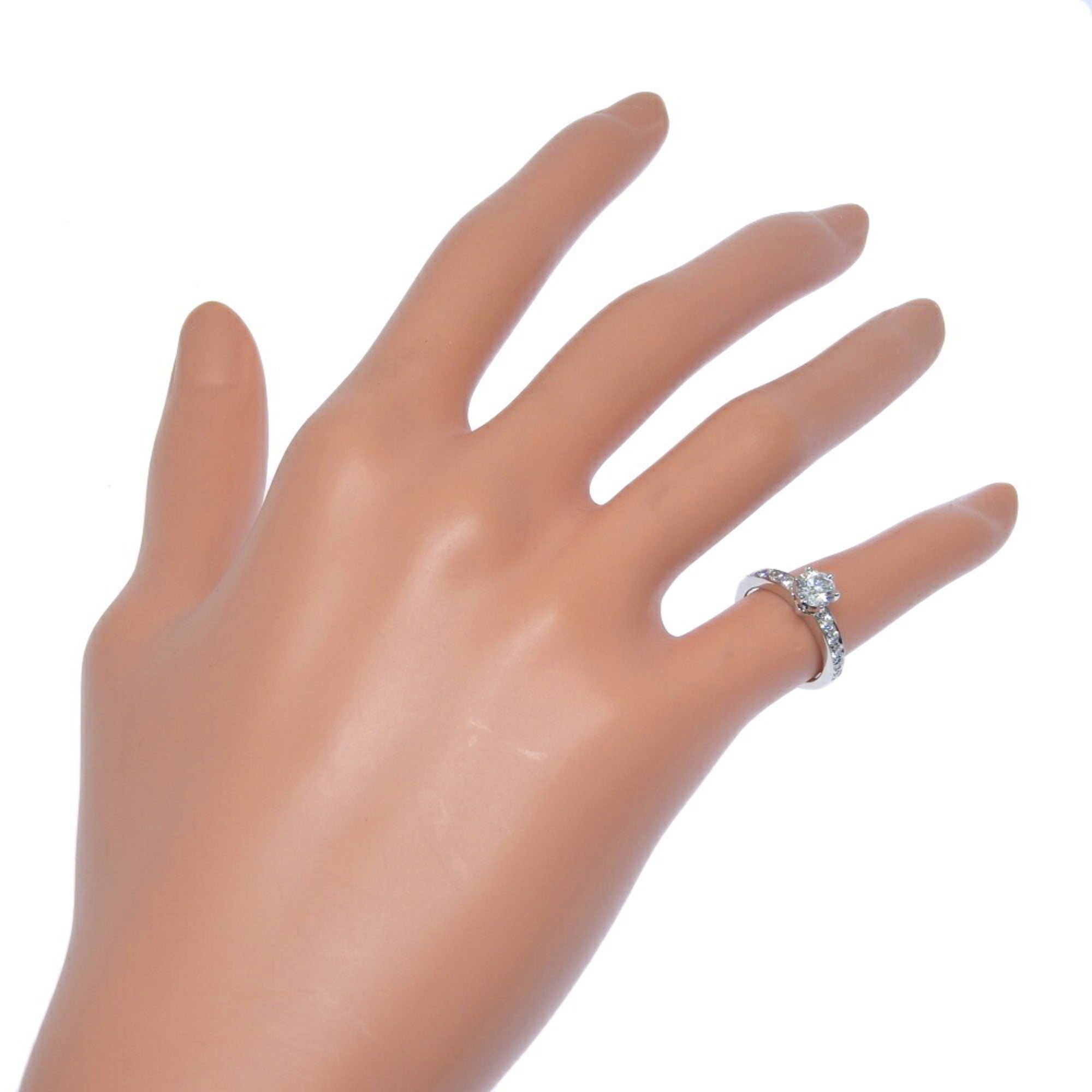 Solitaire Ring Platinum