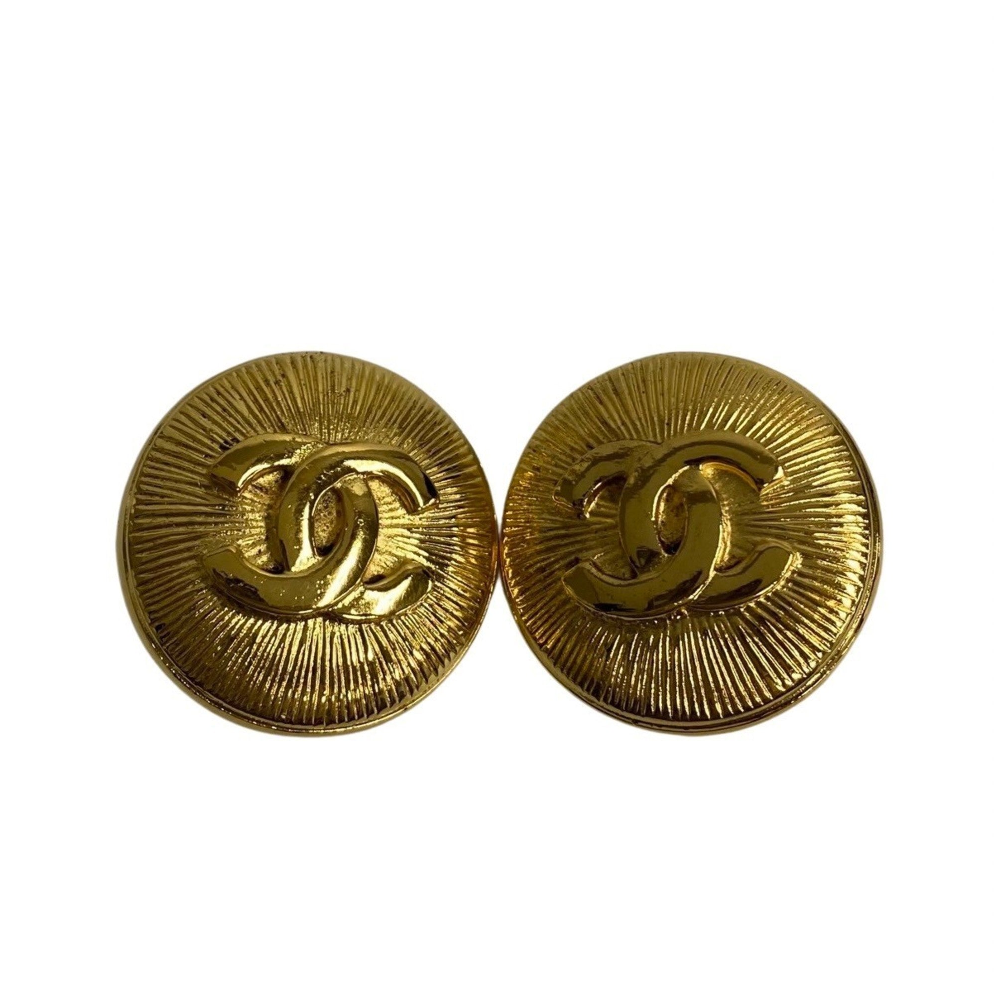 CC Logo Clip-On Earrings Metal Gold-Tone Metal