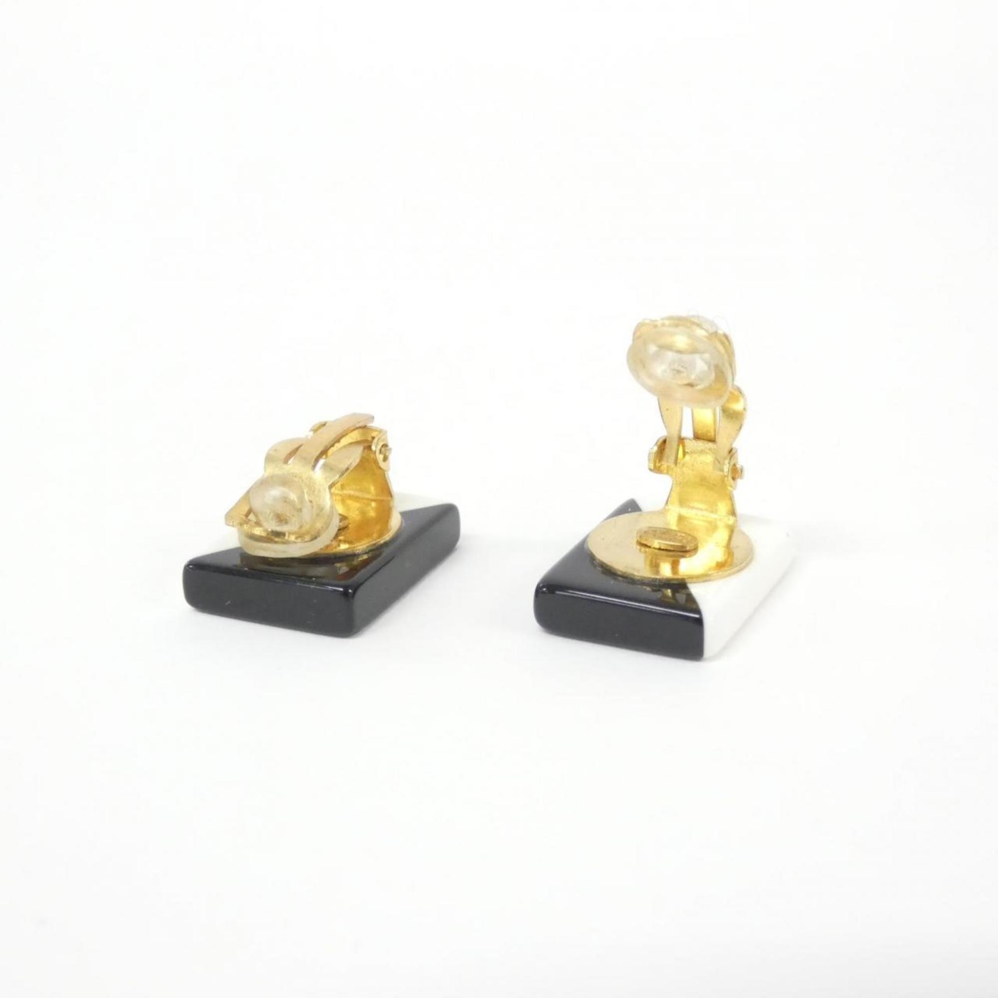 Clip-On Earrings Clip-On Gold-Tone Metal