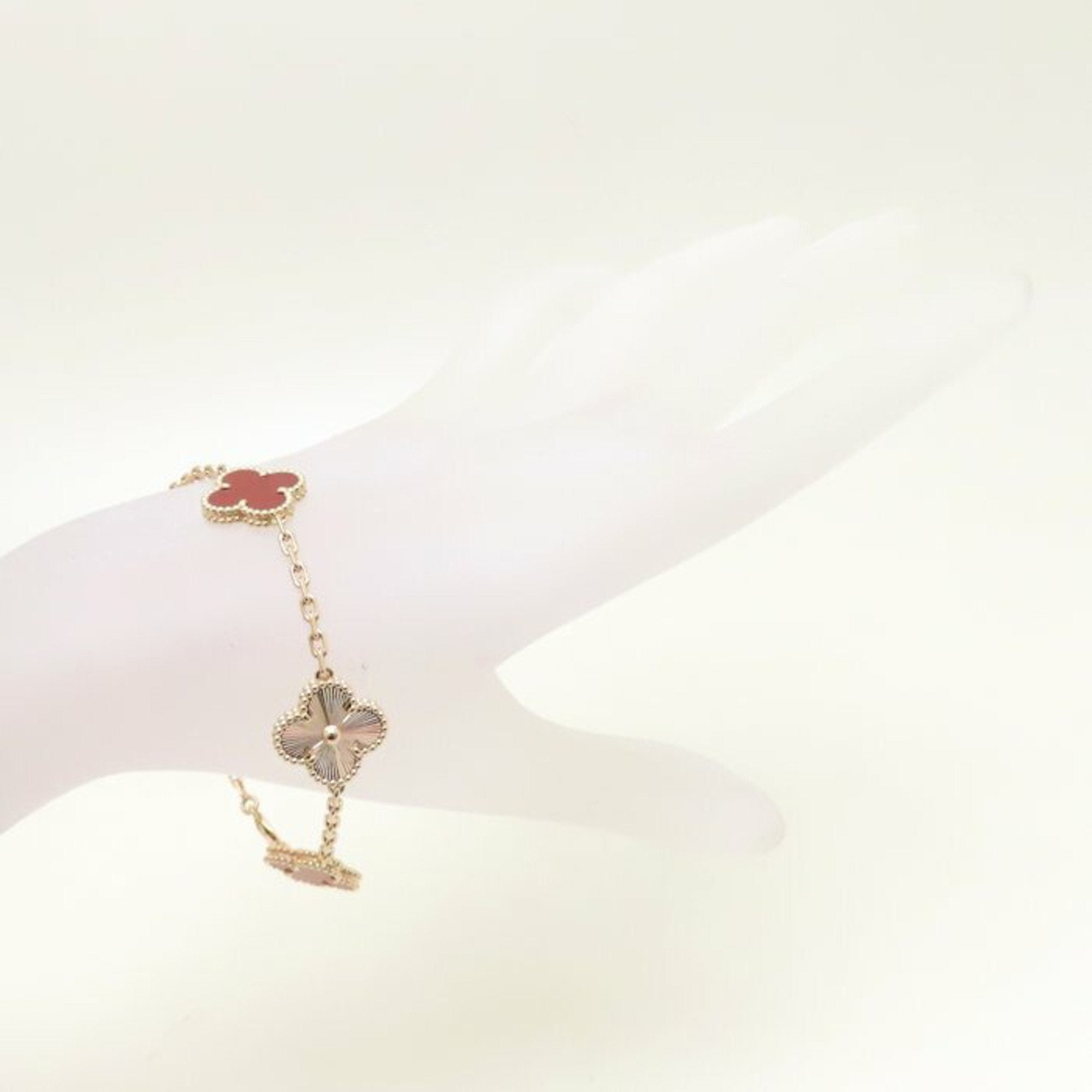 Alhambra Bracelet 18K Rose Gold and Carnelian