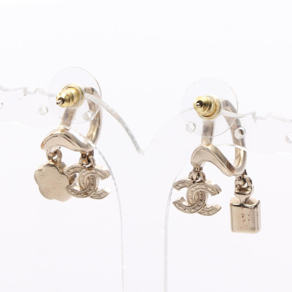 CC Logo Hoop Flower Earrings Metal Gold-Tone Metal