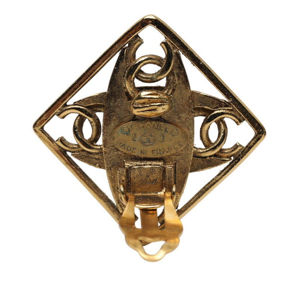 CC Logo Clip-On Earrings Metal Gold-Tone Metal