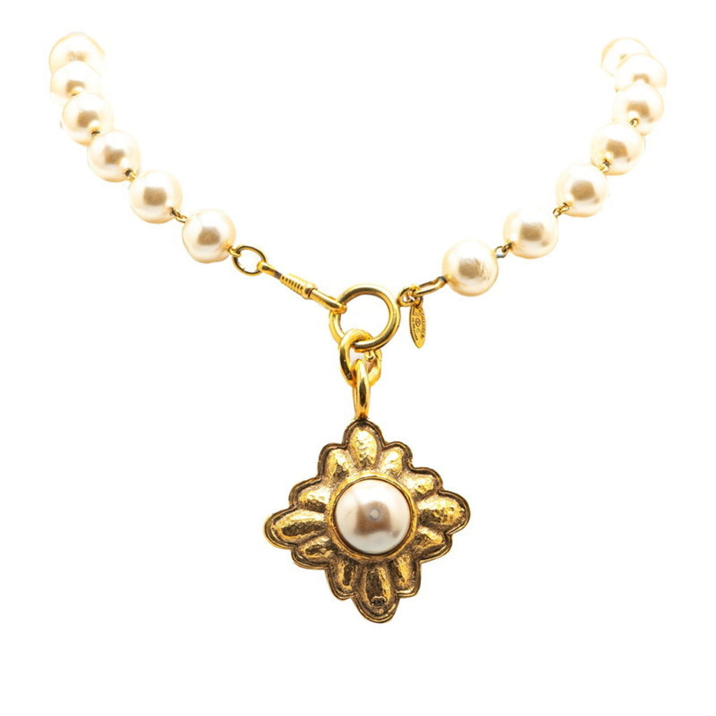 Vintage Pendant Necklace Metal With Faux Pearl