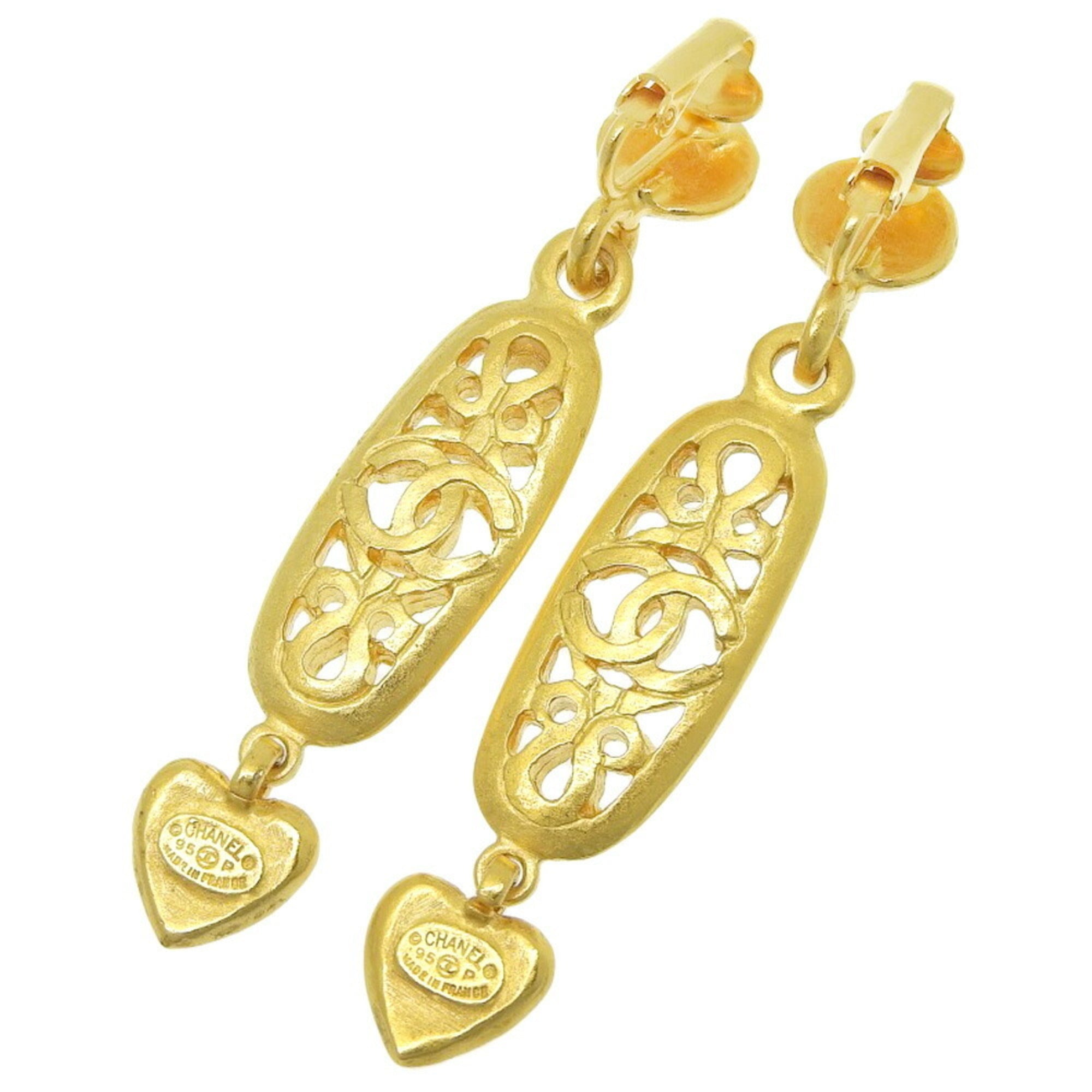 CC Logo Heart Clip-On Earrings Metal Gold-Tone Metal
