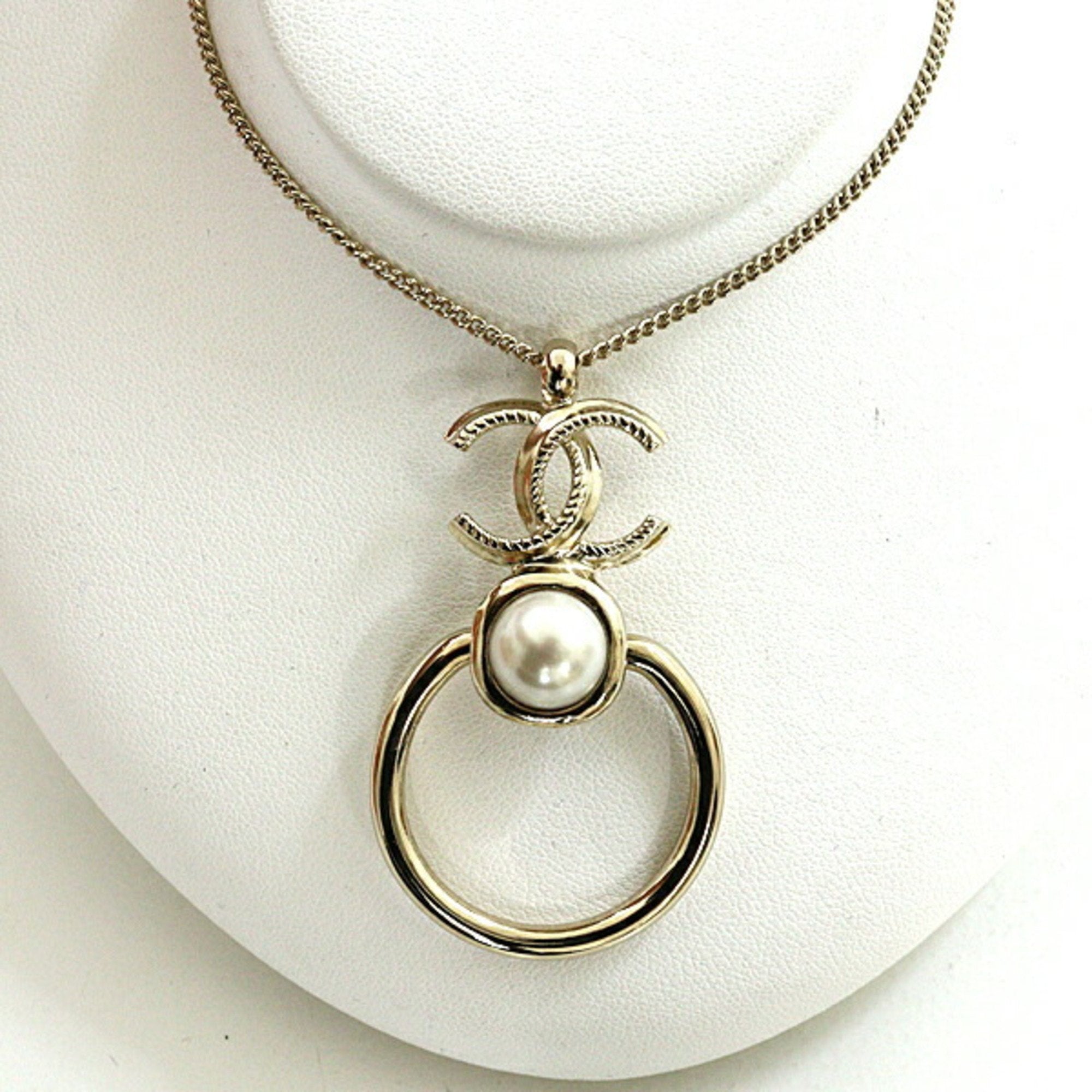 Pendant Necklace Brass Light Gold