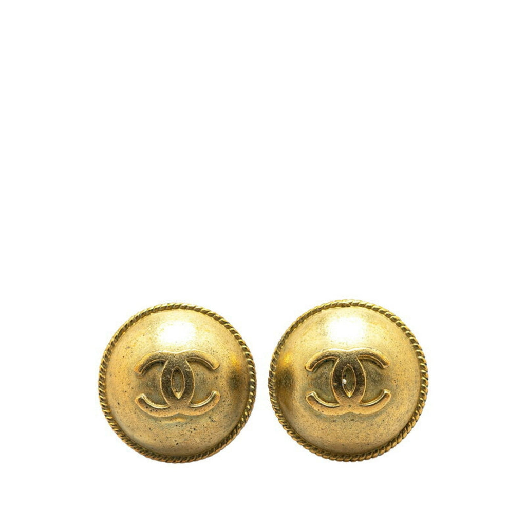 CC Logo Round Clip-On Earrings Metal Gold-Tone Metal