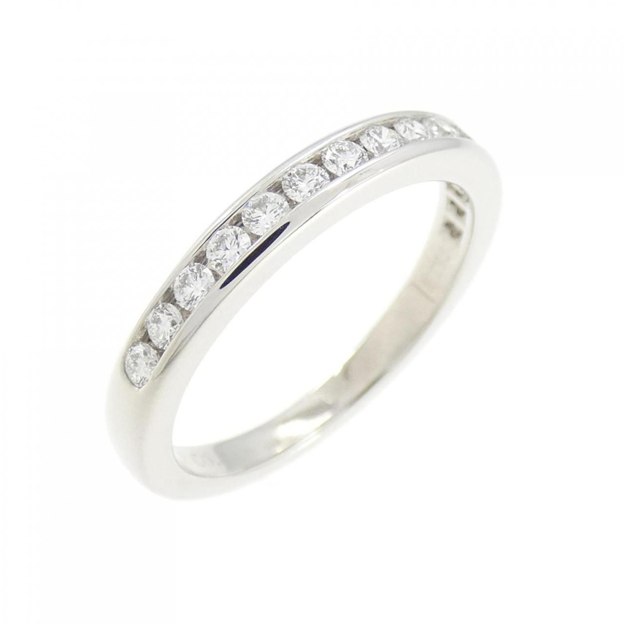 Half Circle Channel Setting Ring Platinum with Diamond