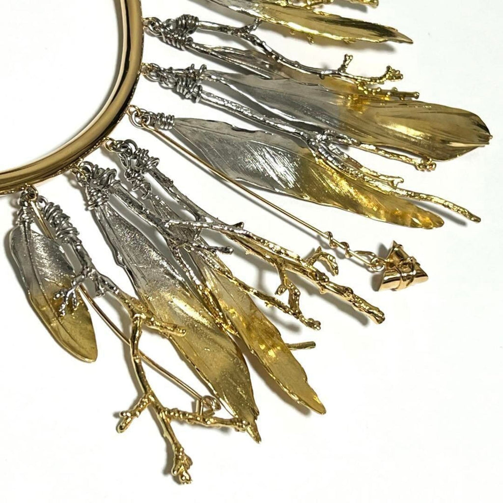 Feather Essential V Pendant Necklace Metal Gold