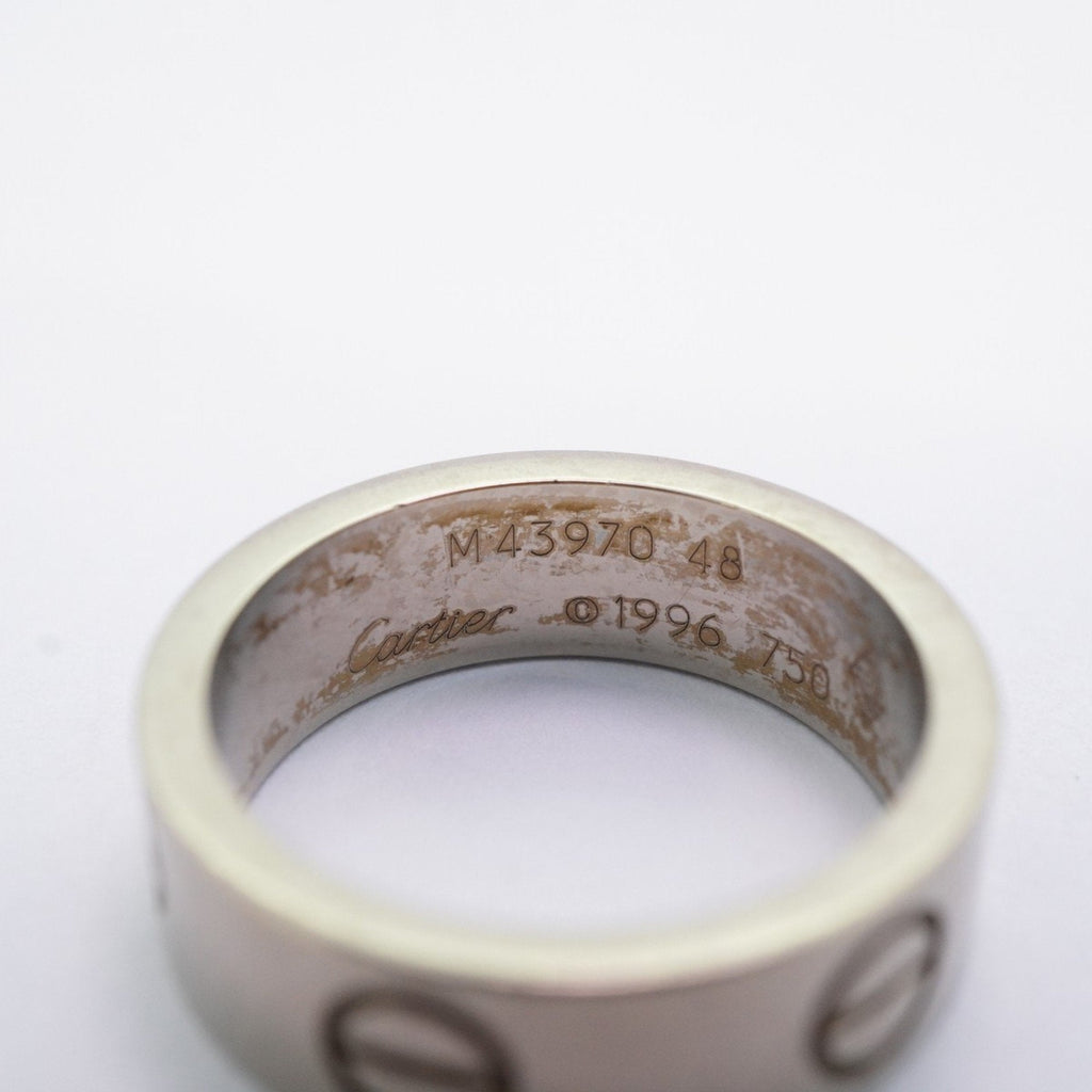 Love Ring 18K White Gold