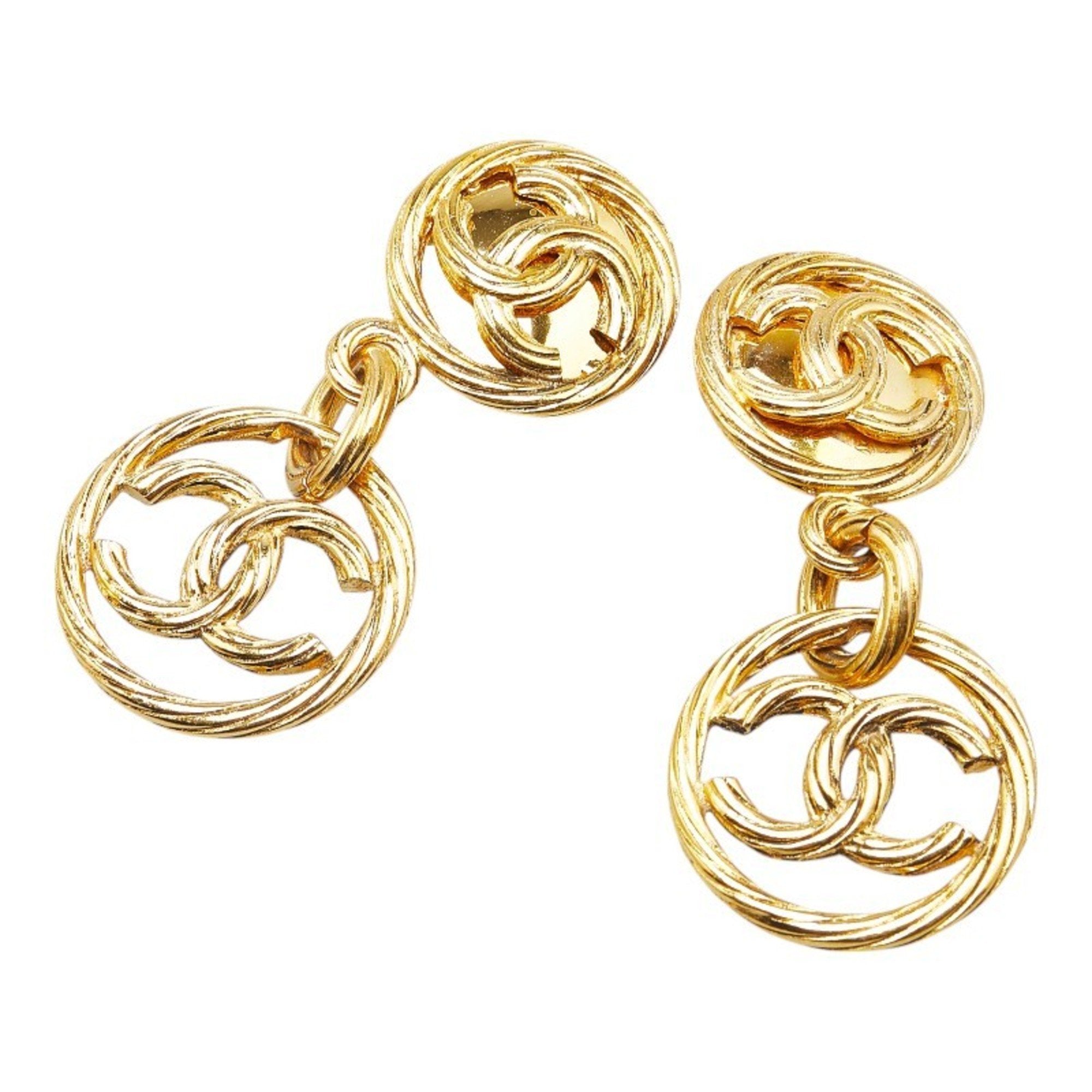 CC Logo Clip-On Earrings Metal Gold-Tone Metal
