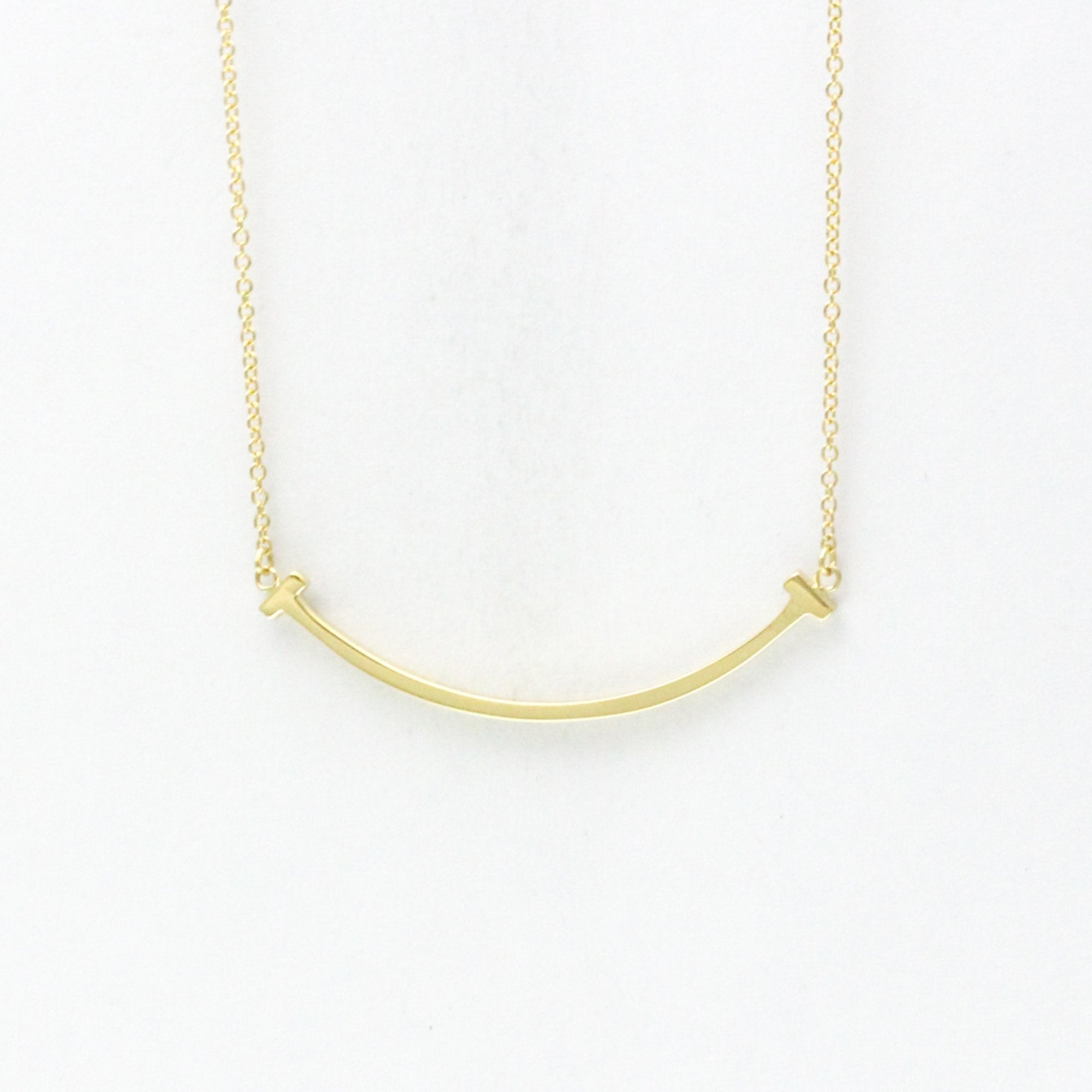 T Smile Pendant Necklace 18K Yellow Gold
