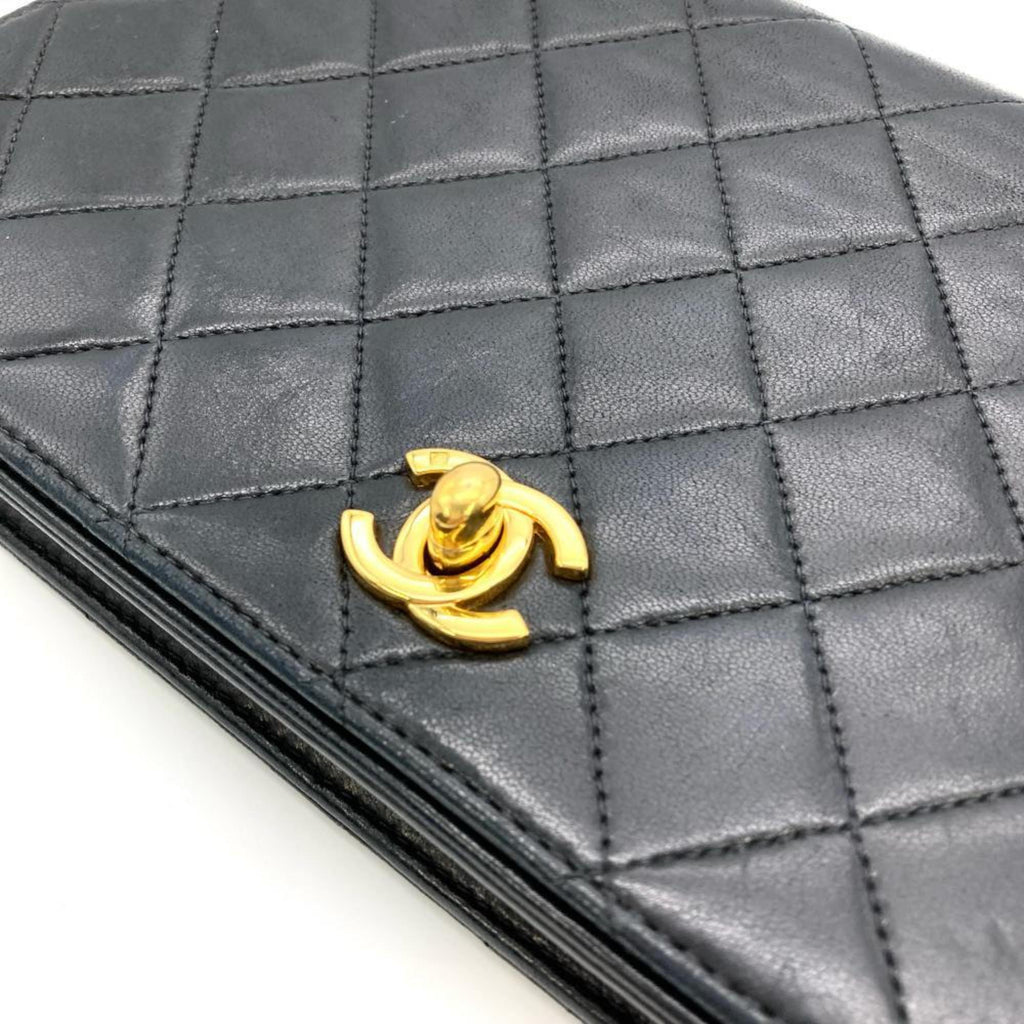 Vintage Full Flap Bag Quilted Lambskin Medium