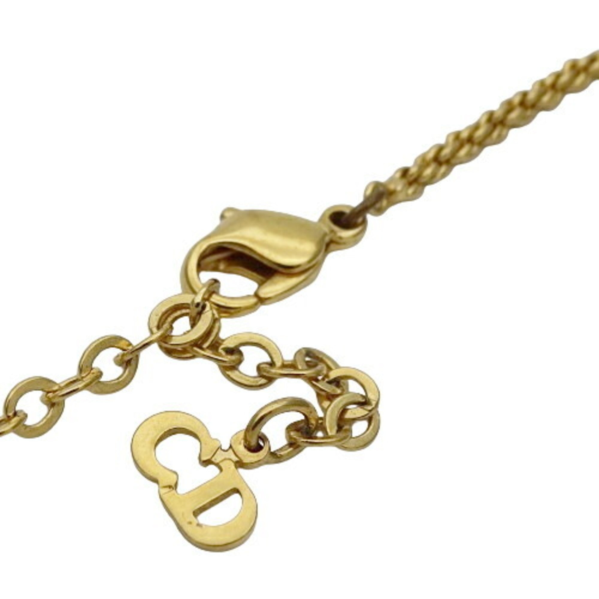 Pendant Necklace Gold