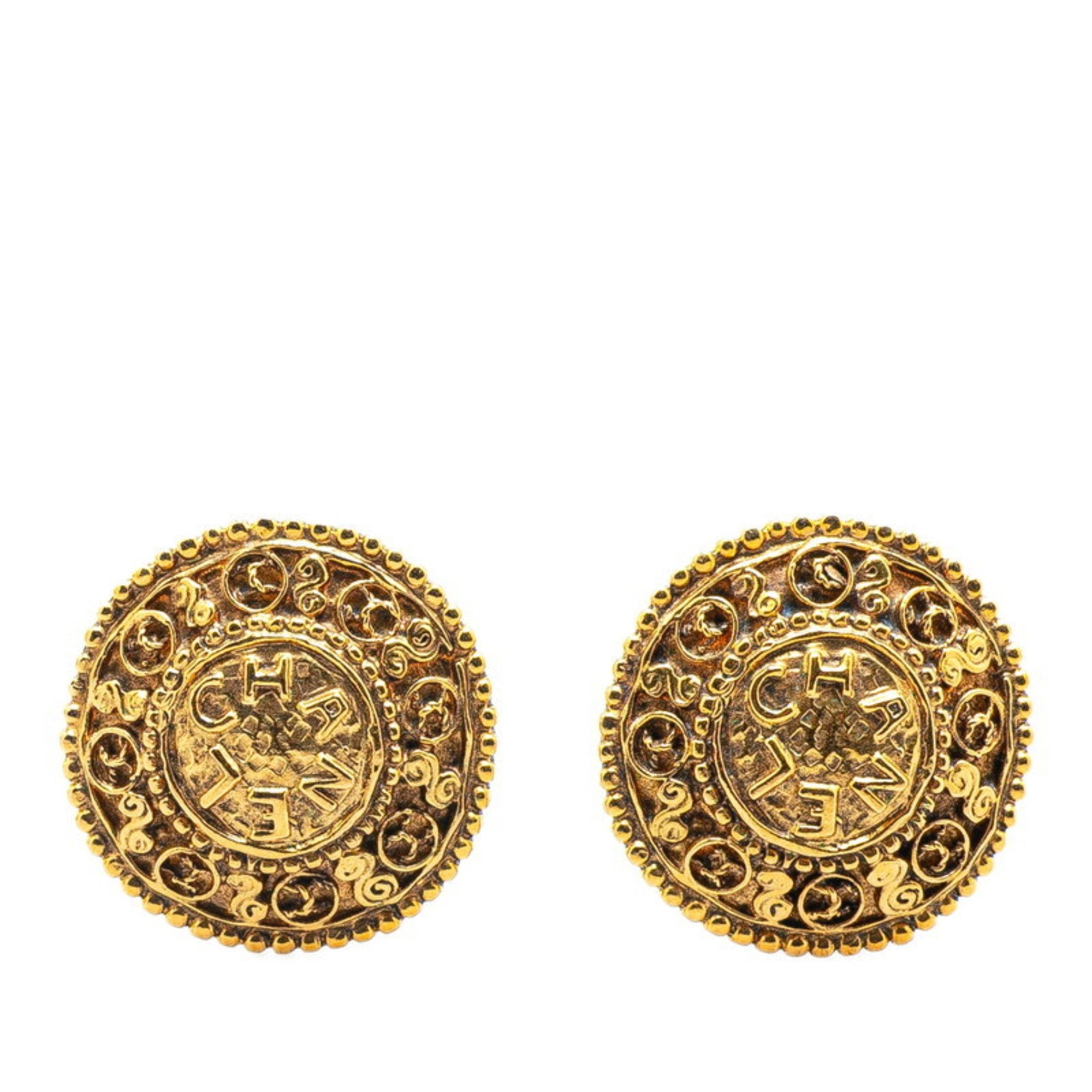 CC Logo Round Clip-On Earrings Metal Gold-Tone Metal