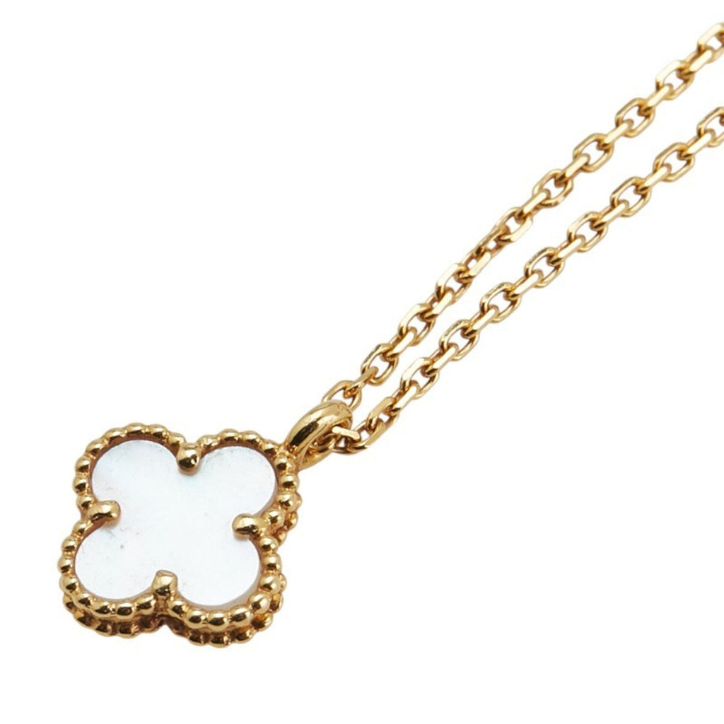 Sweet Alhambra Pendant Necklace 18K Yellow Gold