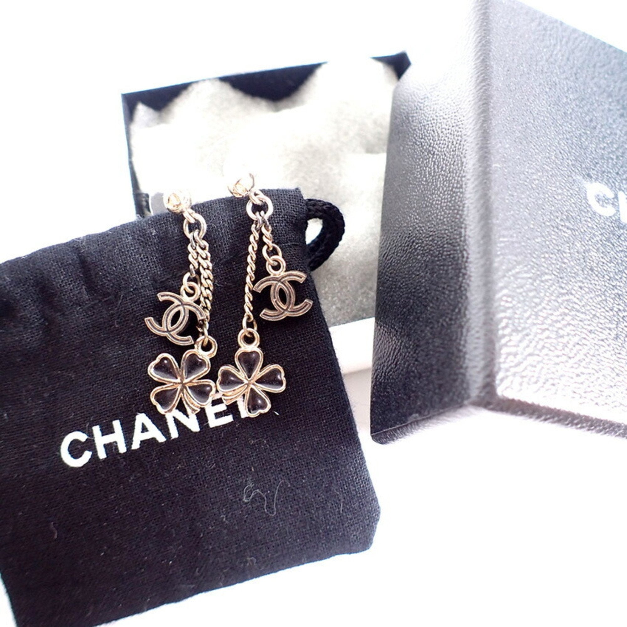 CC Logo Clover Earrings Metal Gold-Tone Metal