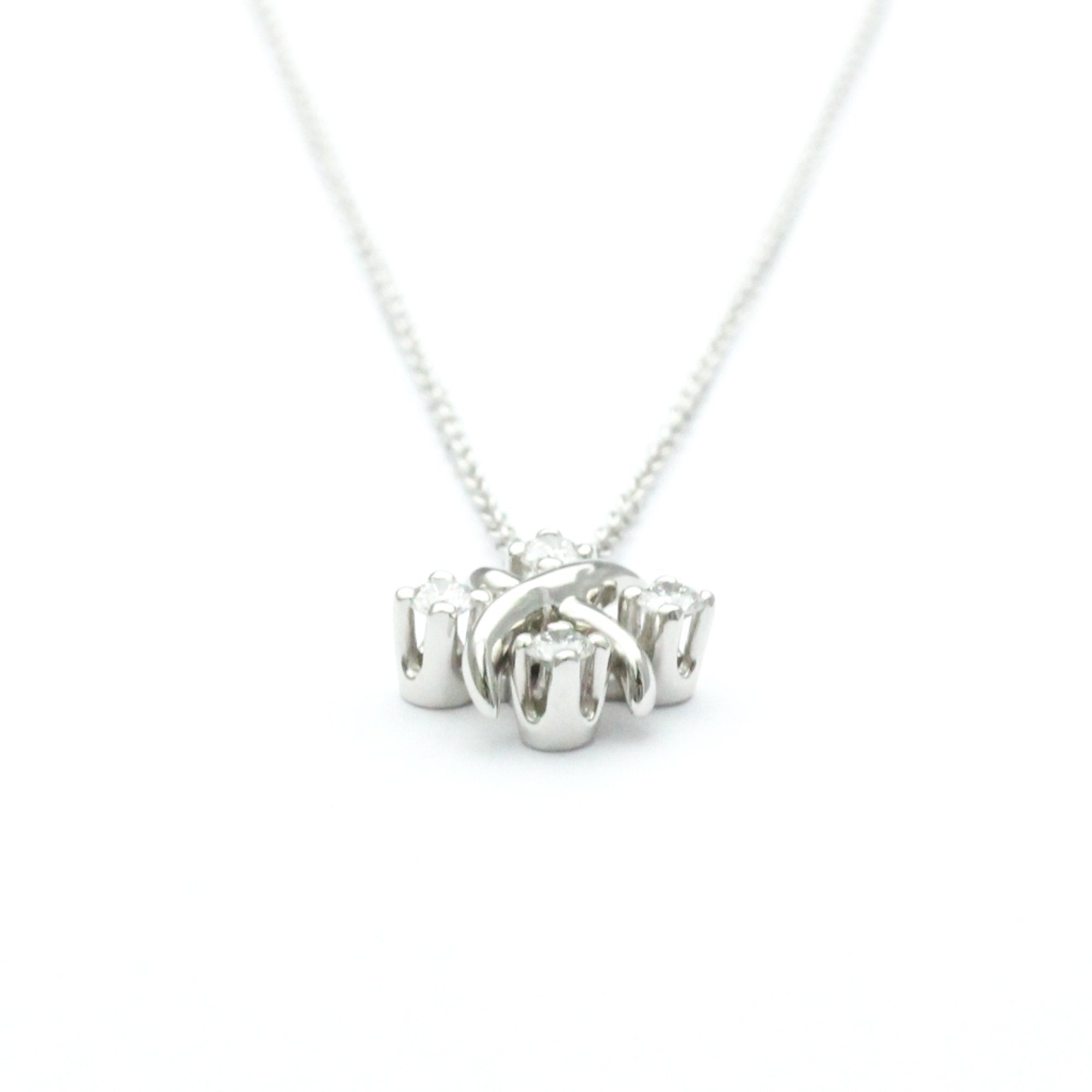 Pendant Necklace Platinum and Diamond