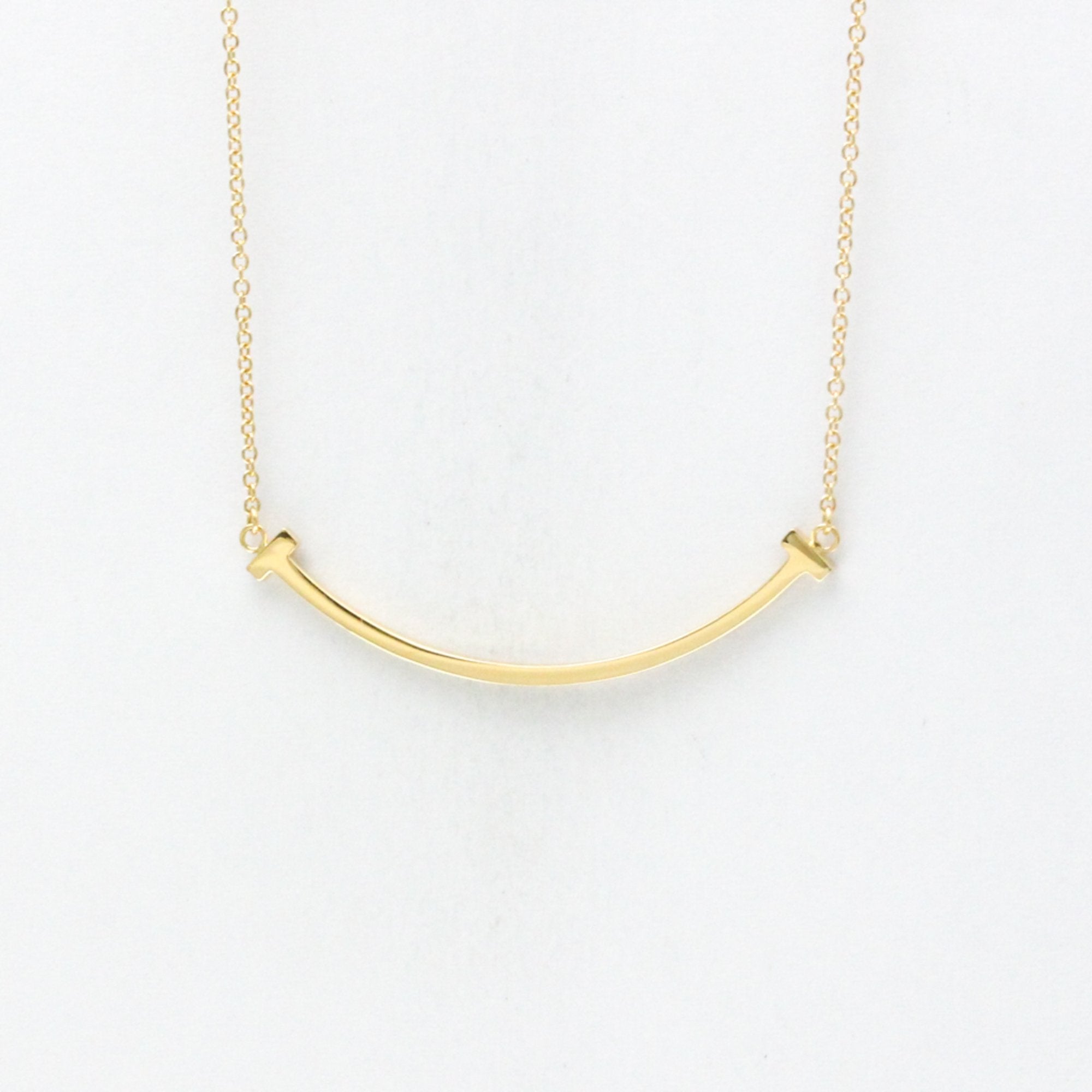 T Smile Pendant Necklace 18K Yellow Gold