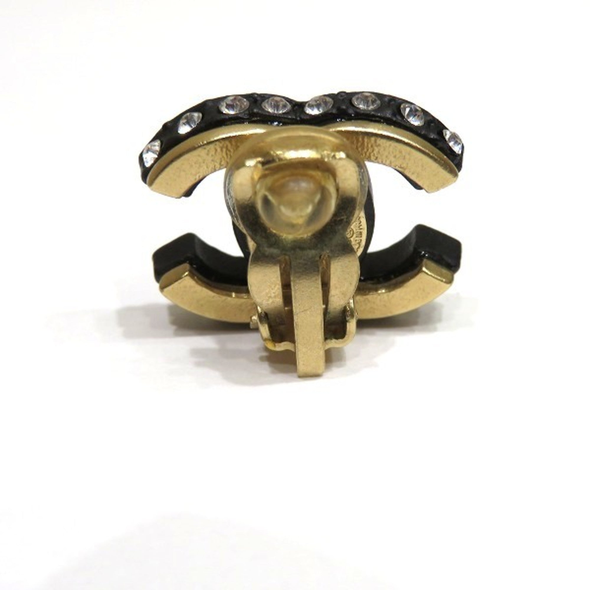 CC Logo Clip-On Earrings Metal Gold-Tone Metal