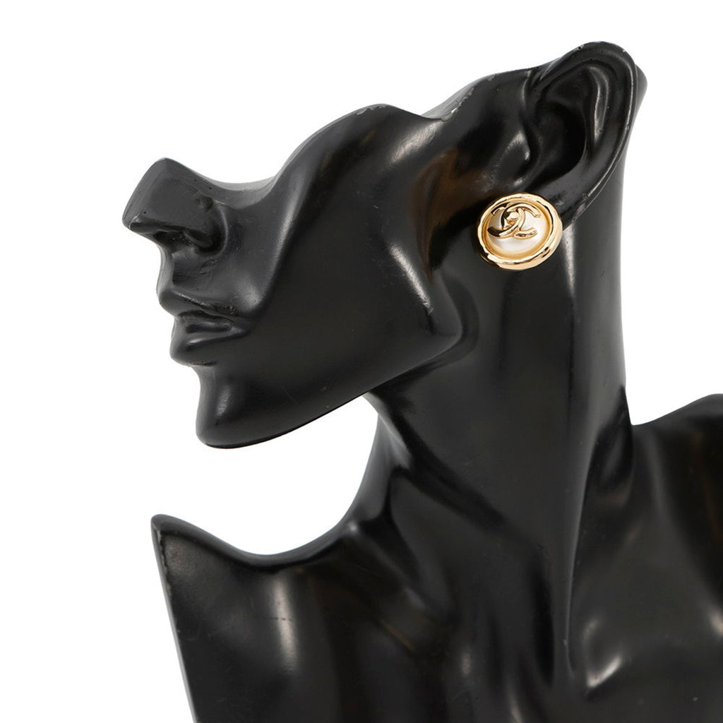CC Logo Clip-On Earrings Metal Gold-Tone Metal