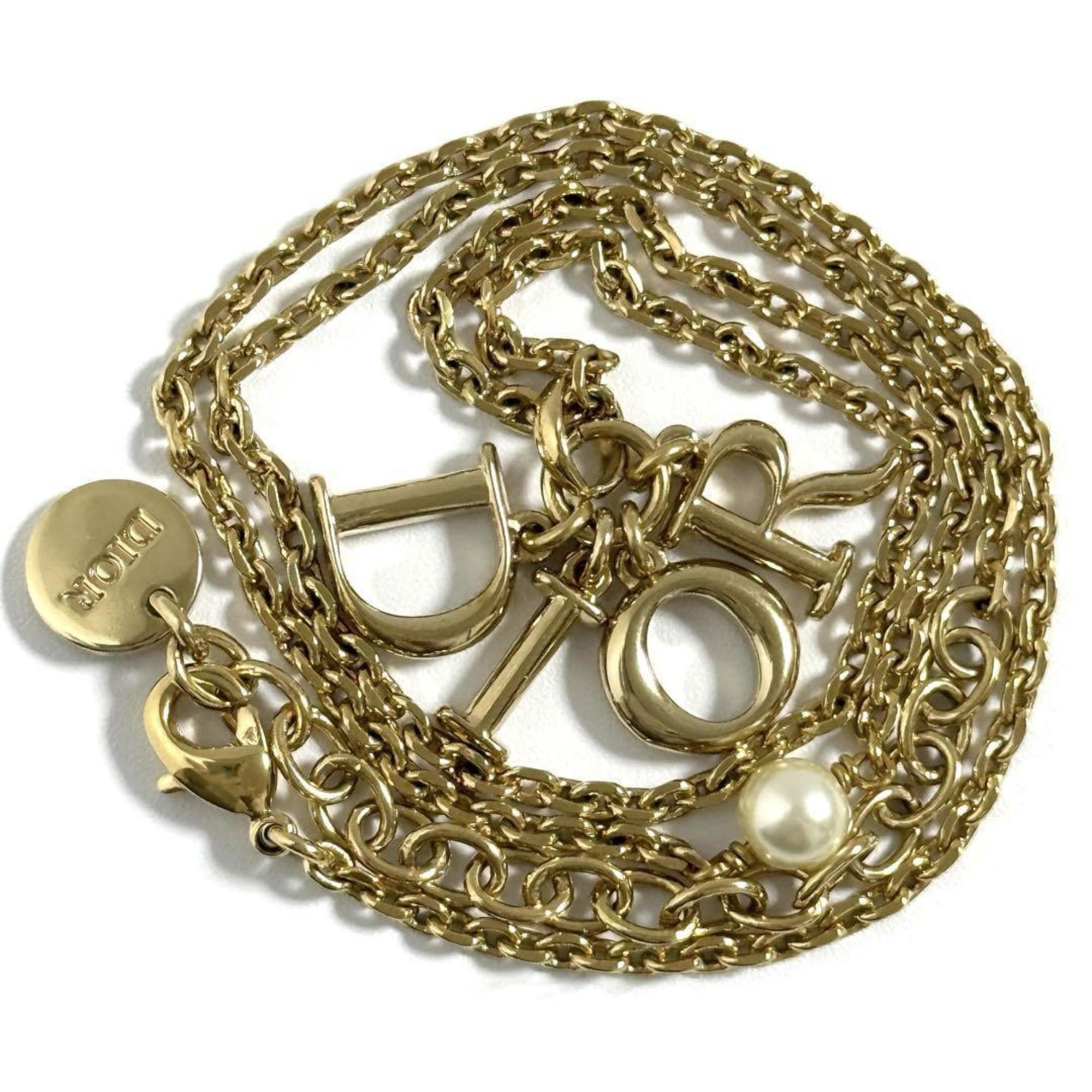 Pendant Necklace Artificial Pearl and Metal
