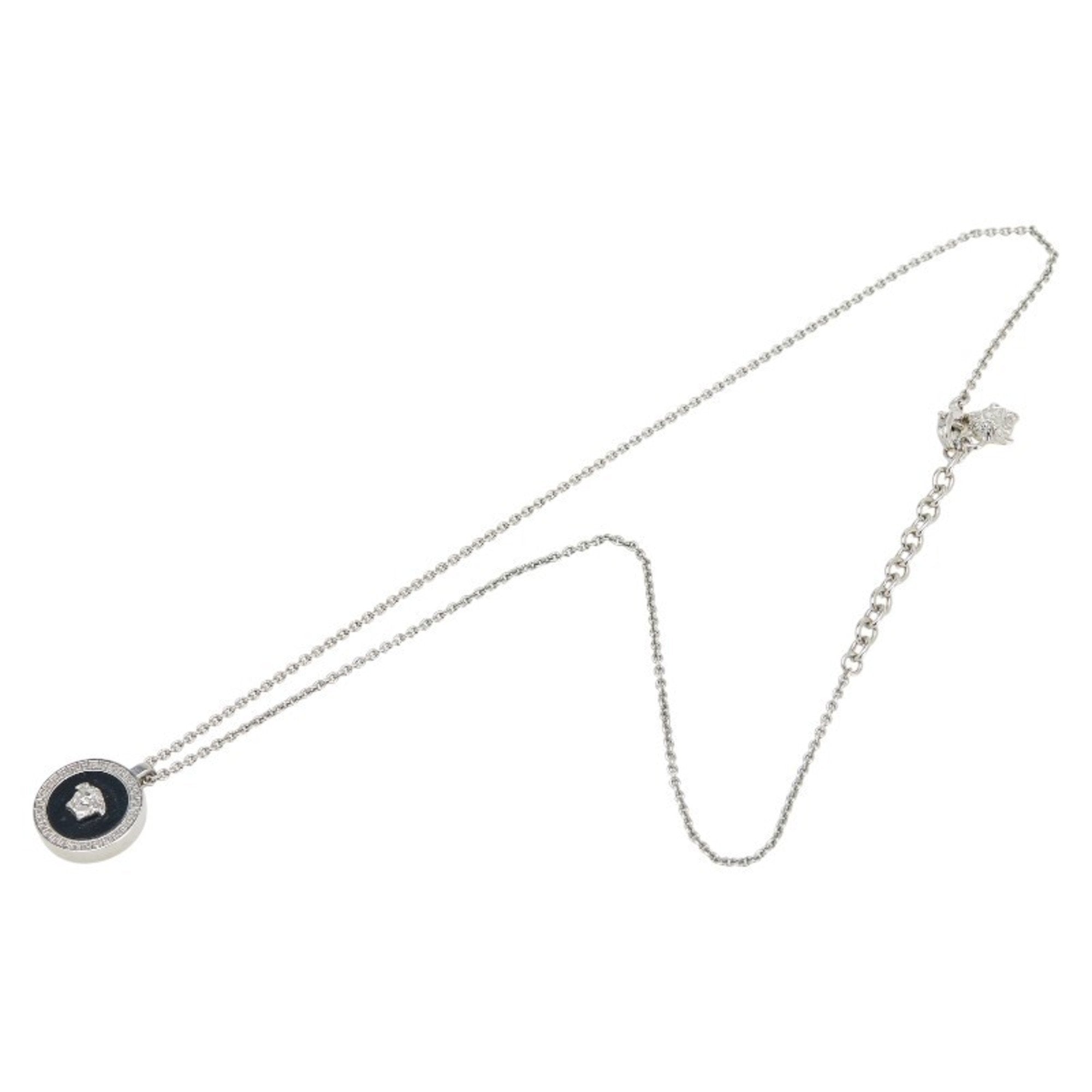 Pendant Necklace Black and Silver Metal
