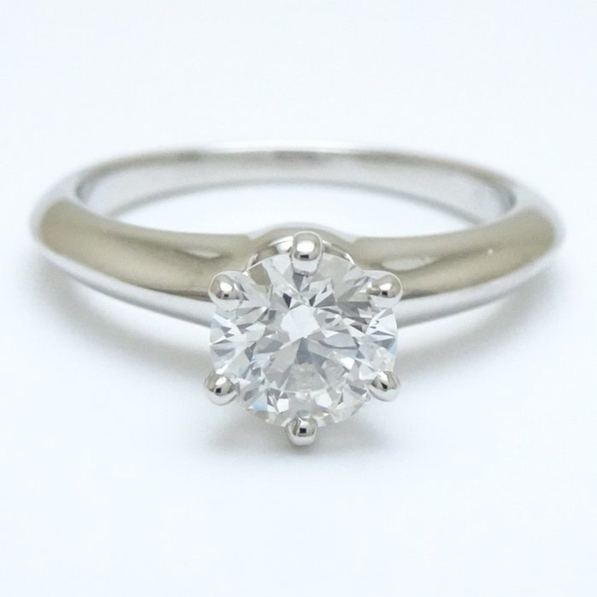 Solitaire Ring Platinum