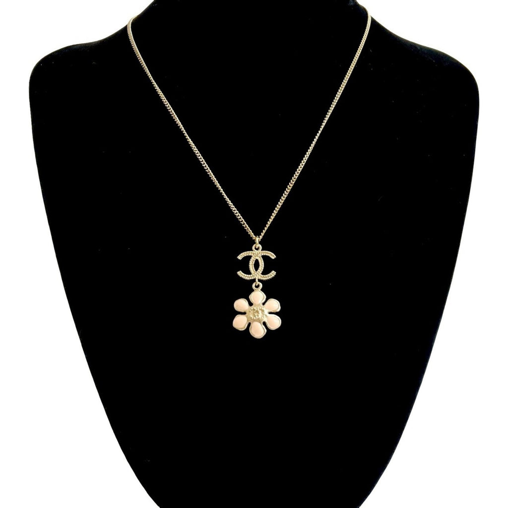 CC Logo Flower Pendant Necklace Metal