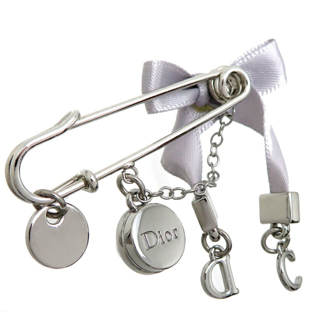 Beauty Ribbon Brooch Metal
