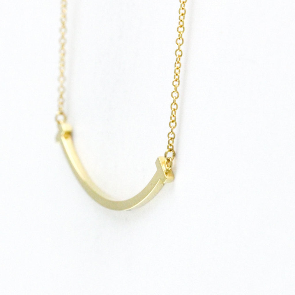 T Smile Pendant Necklace 18K Yellow Gold
