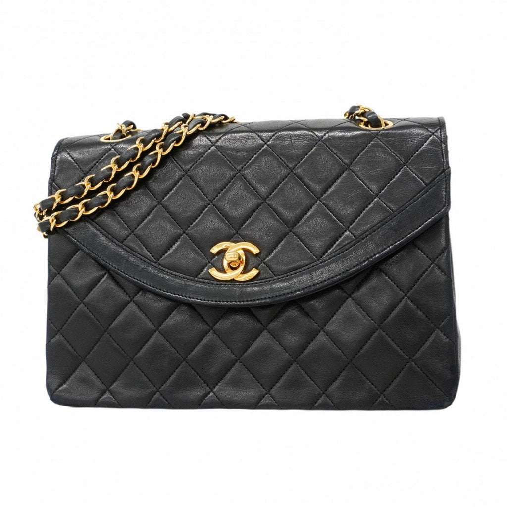 Vintage Round Flap Bag Quilted Lambskin Medium