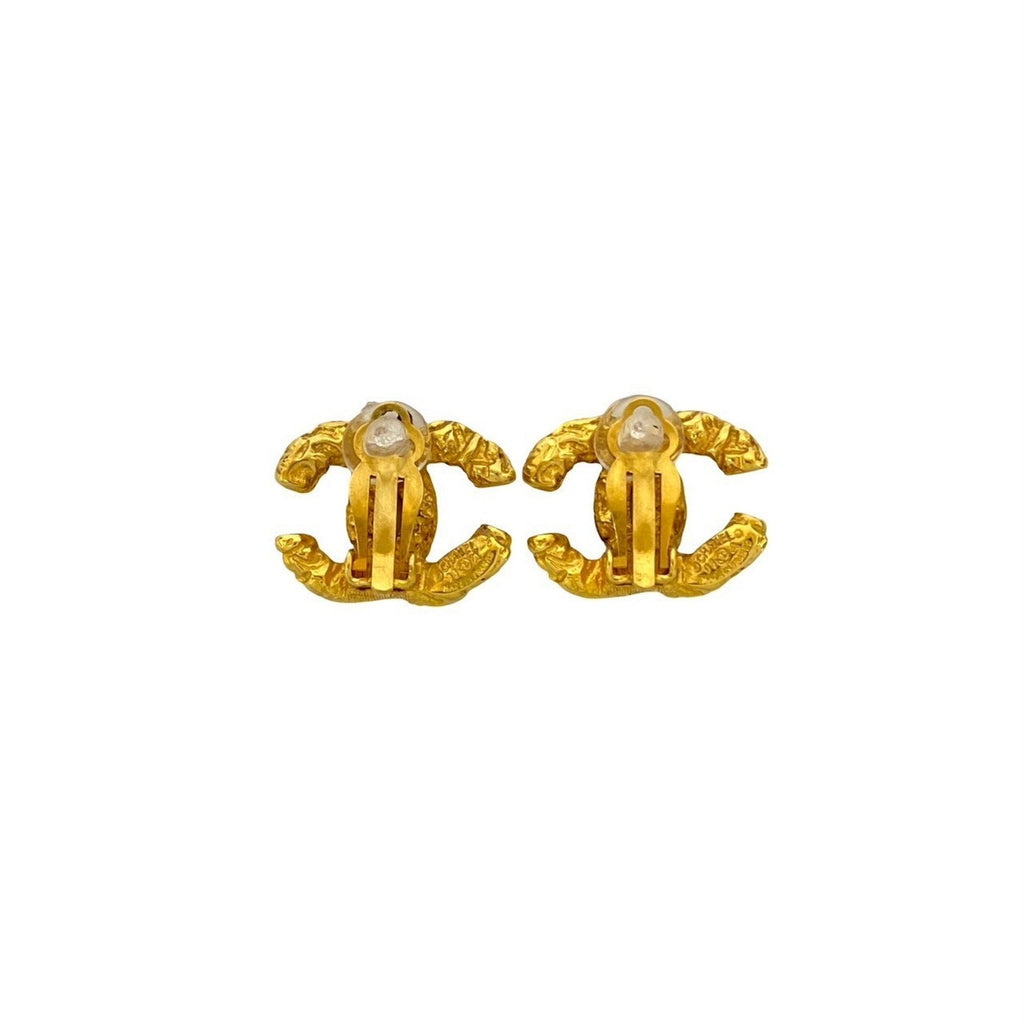 CC Logo Clip-On Earrings Metal Gold-Tone Metal