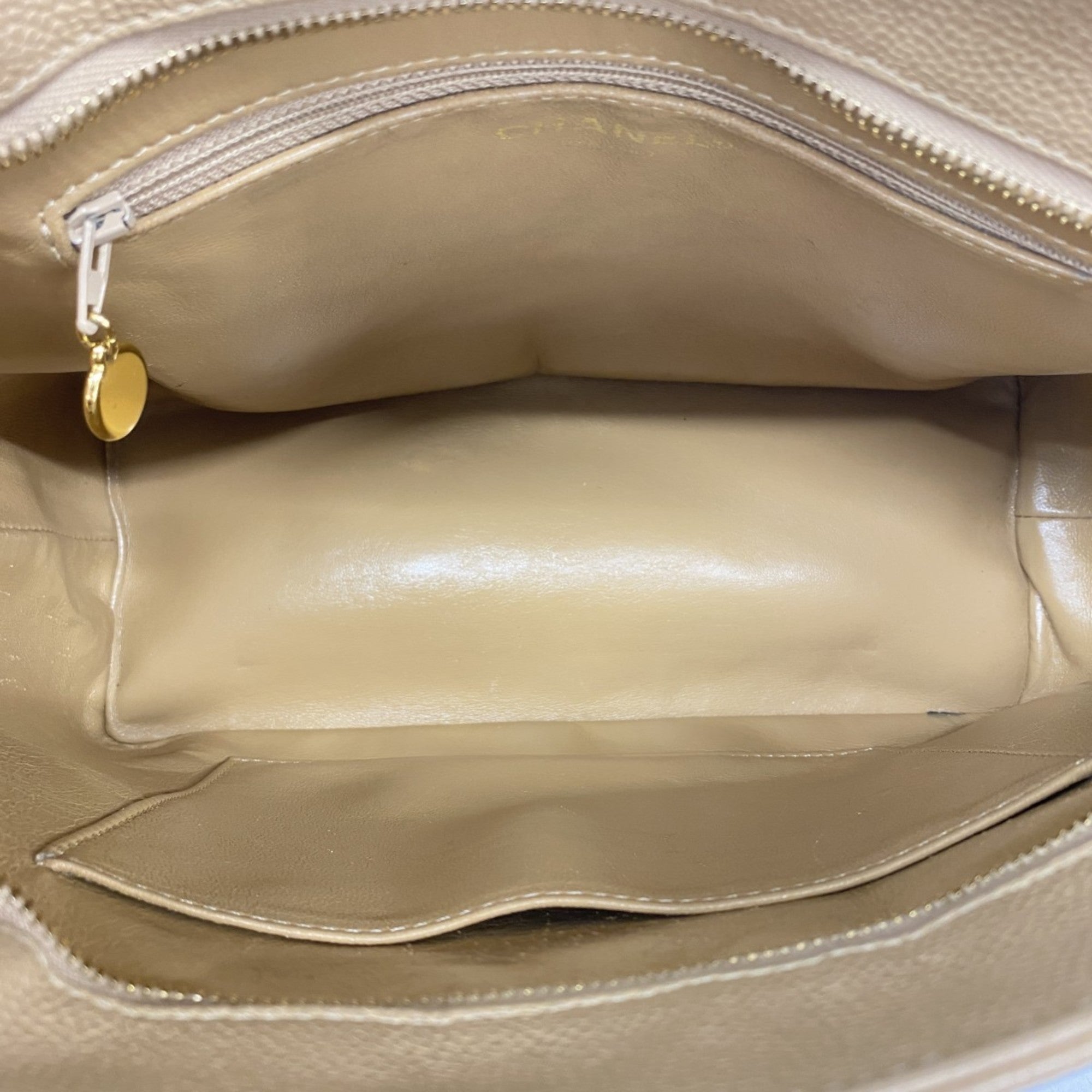 Medallion Tote Quilted Caviar