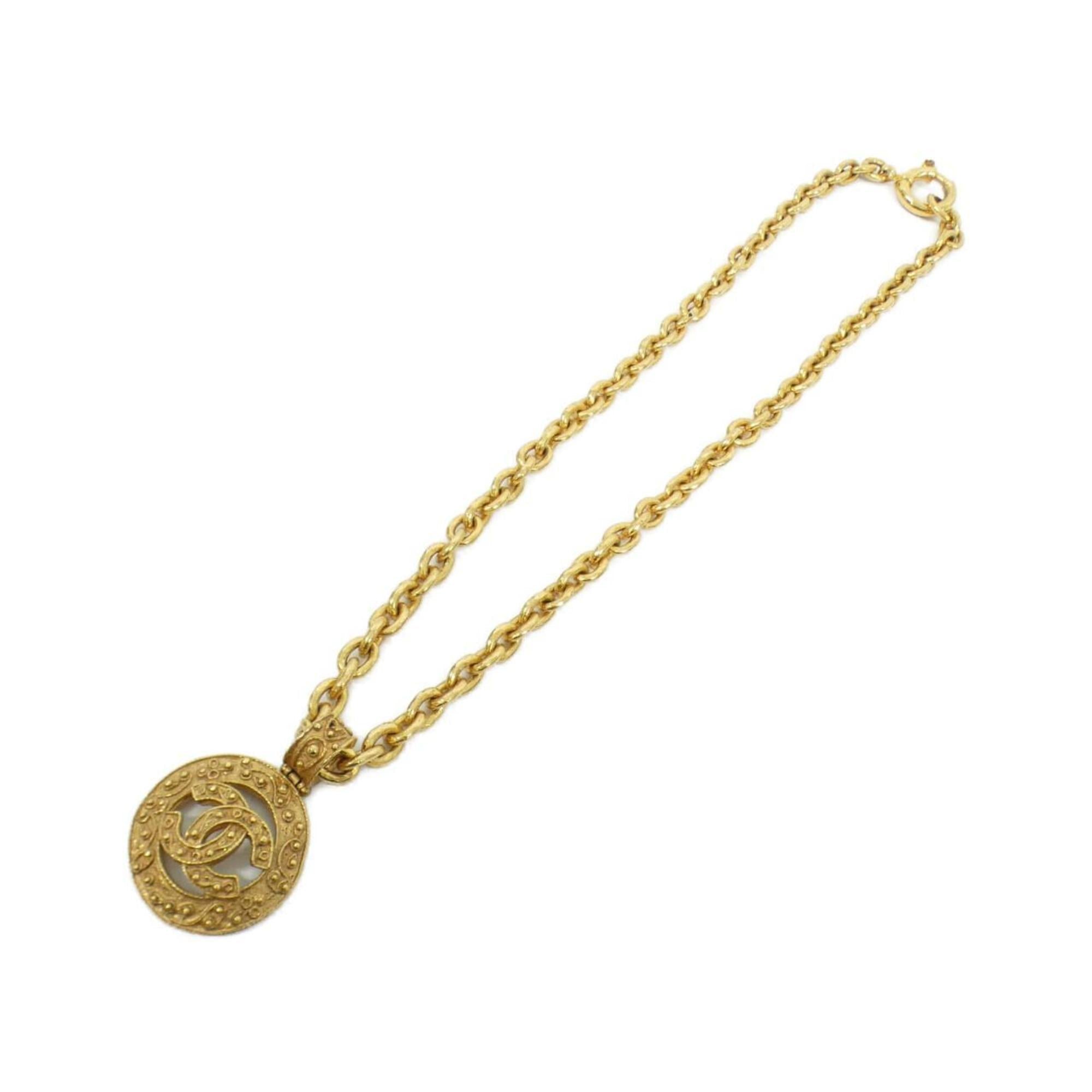 Pendant Necklace Metal