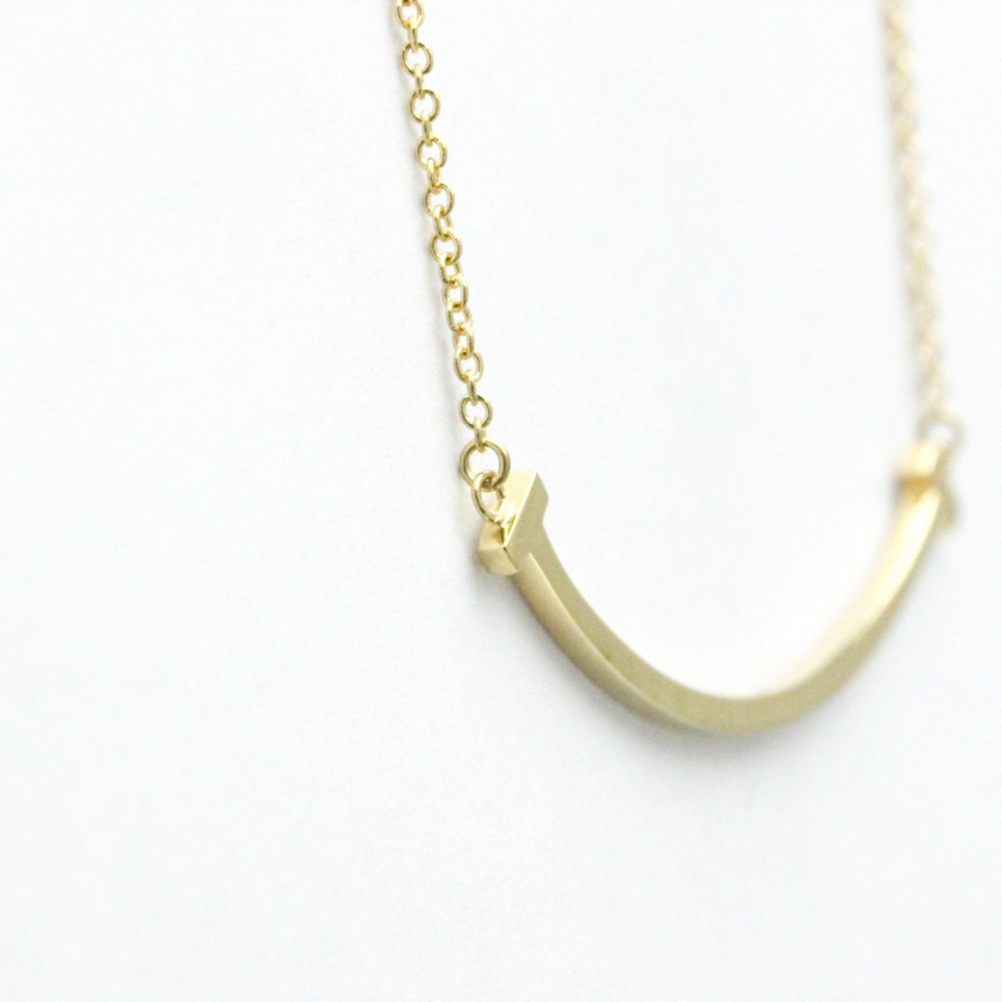 T Smile Pendant Necklace 18K Yellow Gold