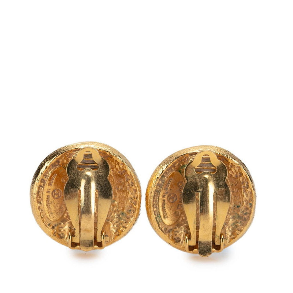 CC Logo Round Clip-On Earrings Metal Gold-Tone Metal