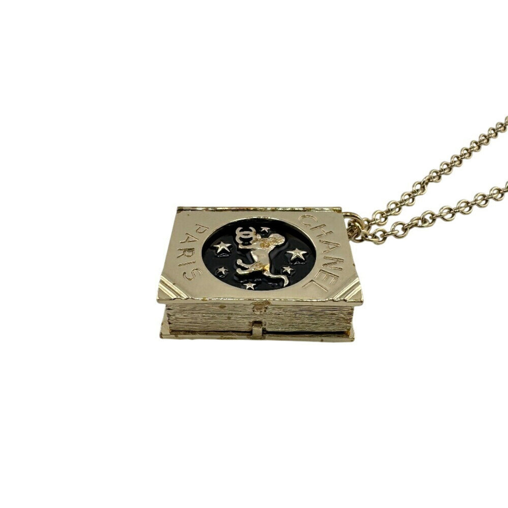 Locket Necklace Metal Black and Gold