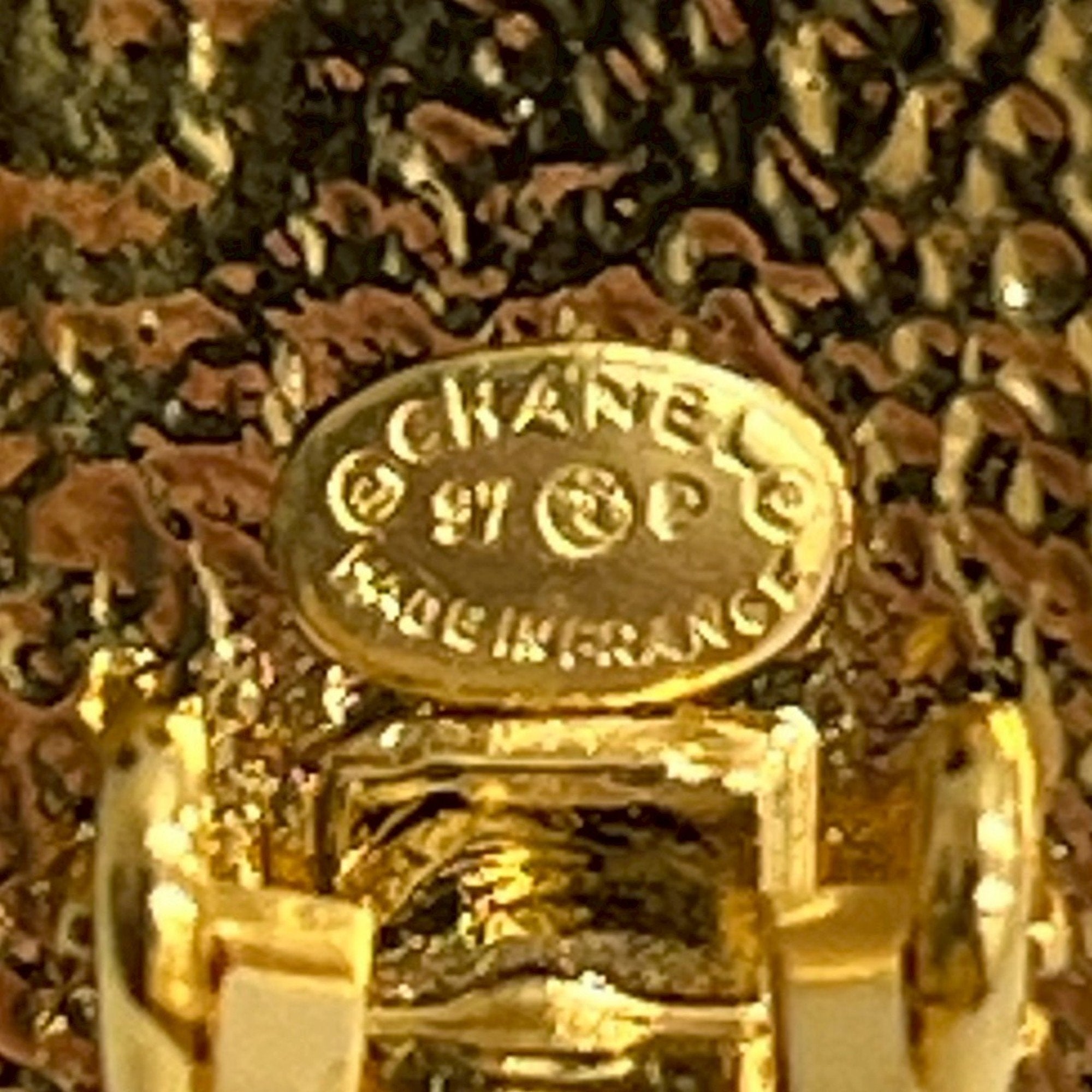 CC Logo Clip-On Earrings Metal Gold-Tone Metal