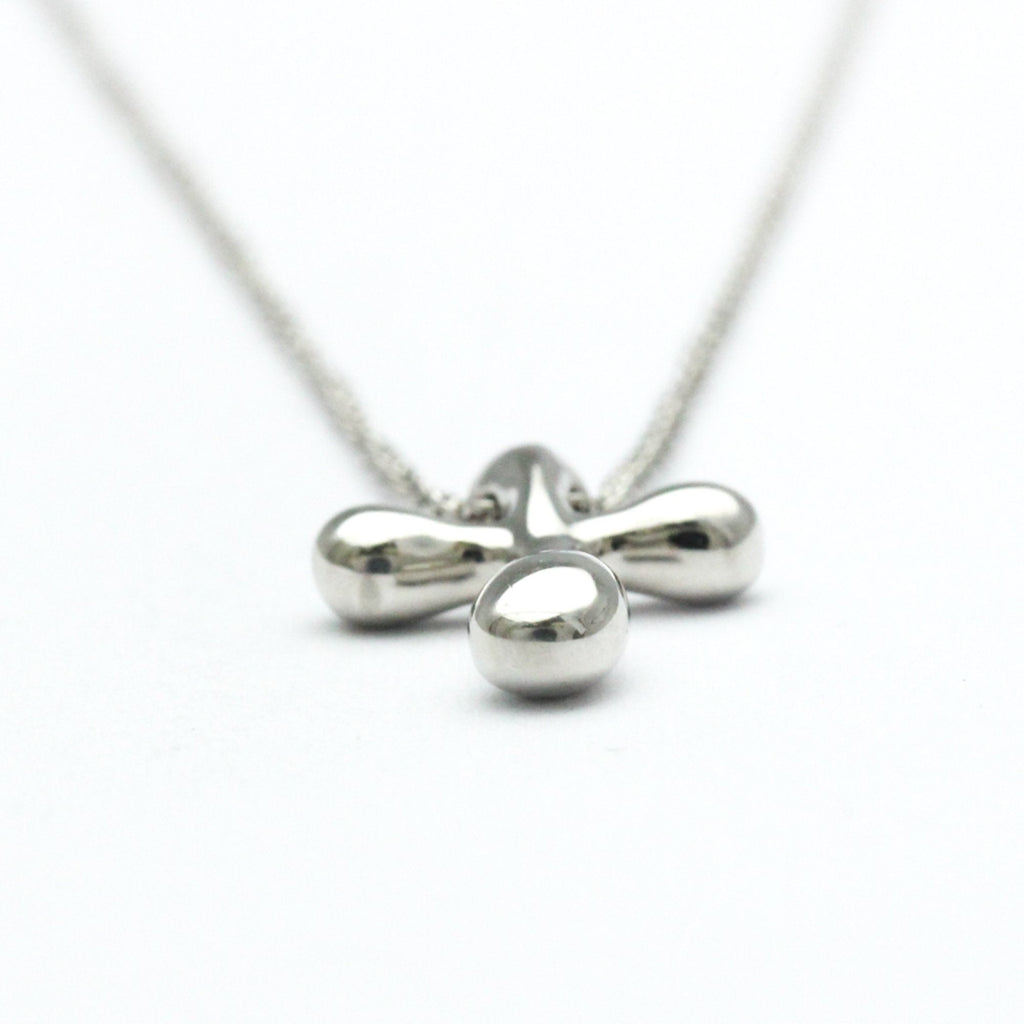 Cross Pendant Necklace Platinum
