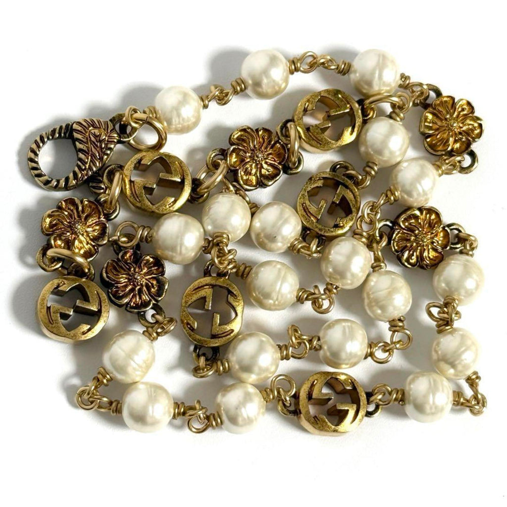 Pendant Necklace Artificial Pearl and Metal