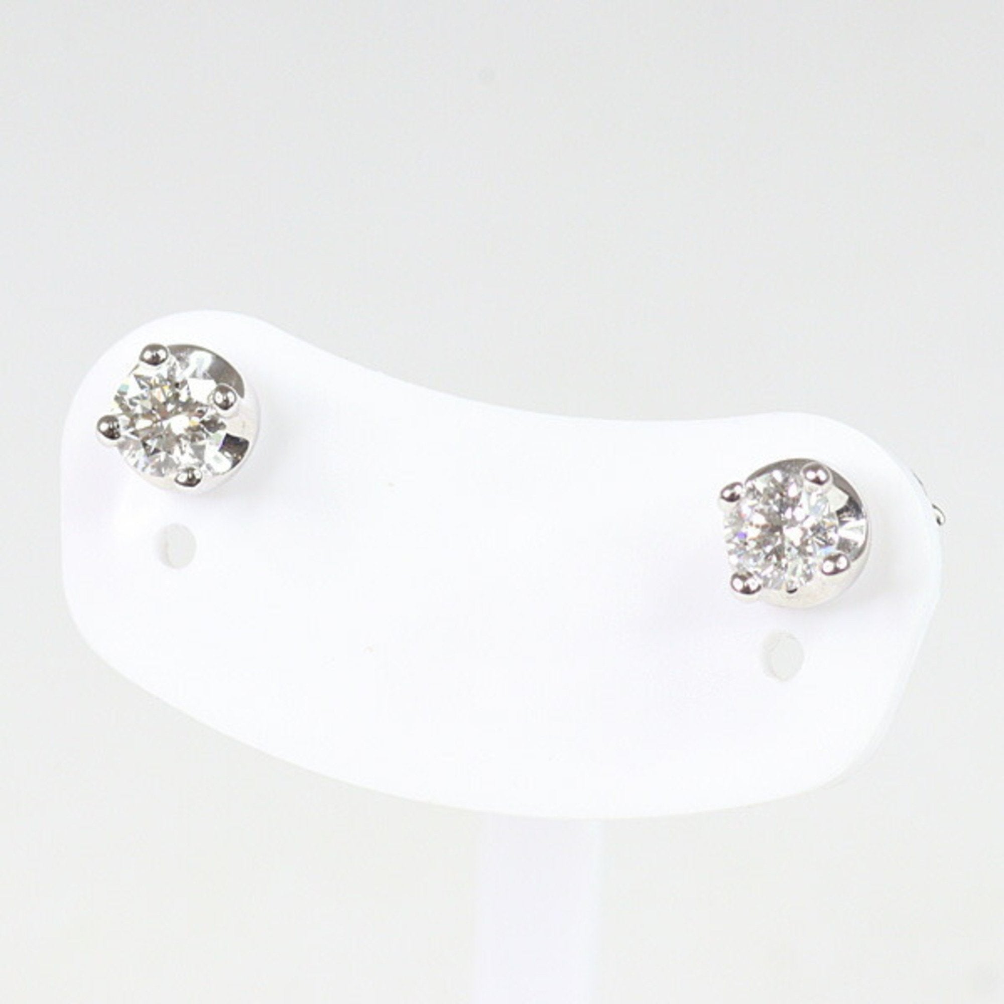 Single Earring 18K White Gold