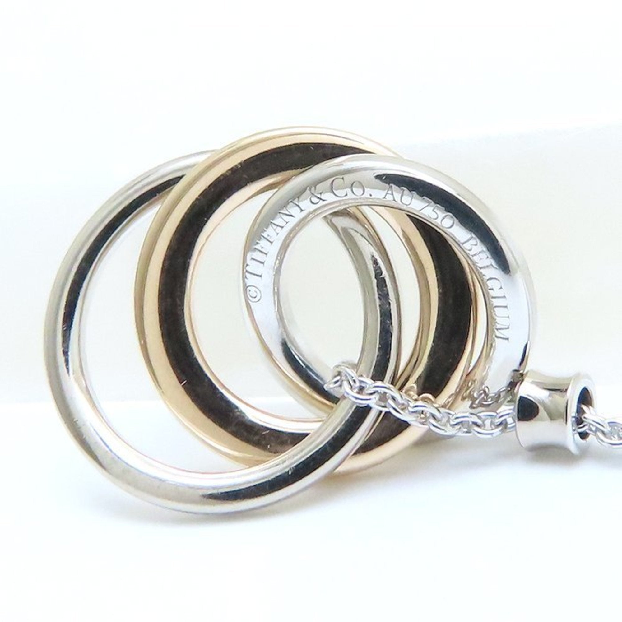 Triple Interlocking Circle Pendant Necklace 18K Rose Gold and 18K White Gold with Diamond
